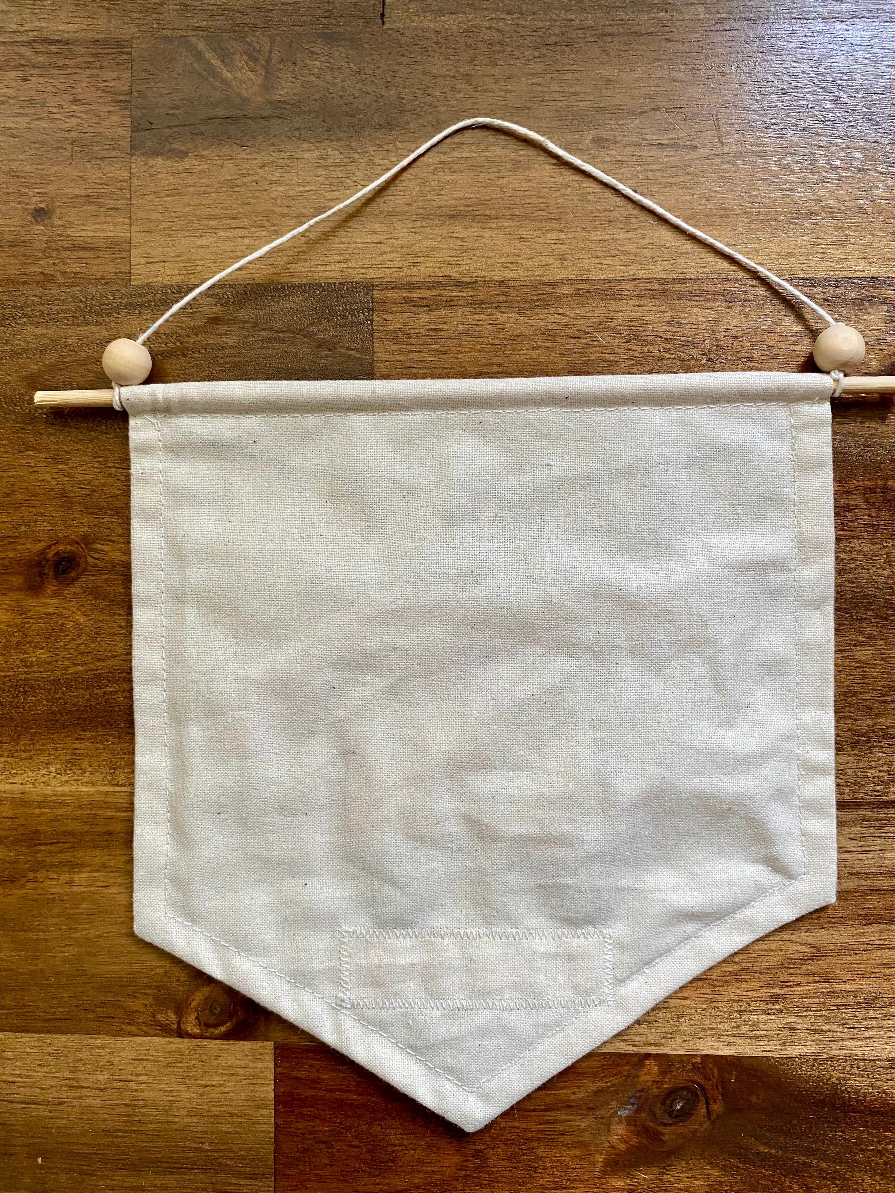 Kombi Banner - Home is where you park it! Red