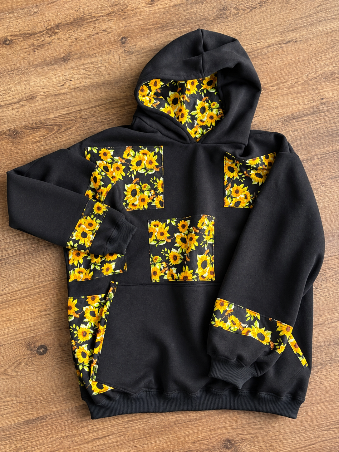 SUNFLOWER OVERSIZED HOODIE