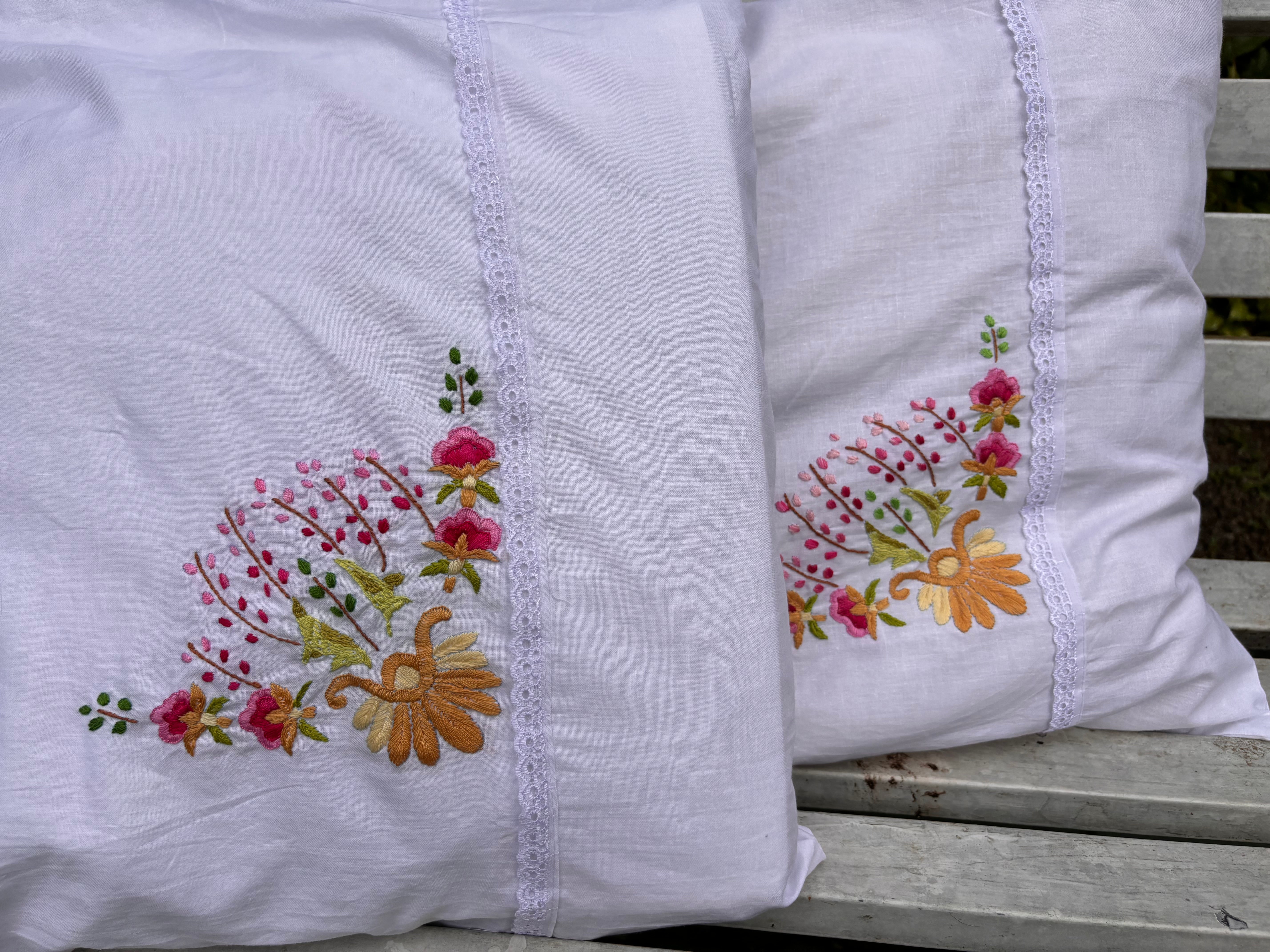 Set of 2 floral embroidered pillow cover/cushion cover