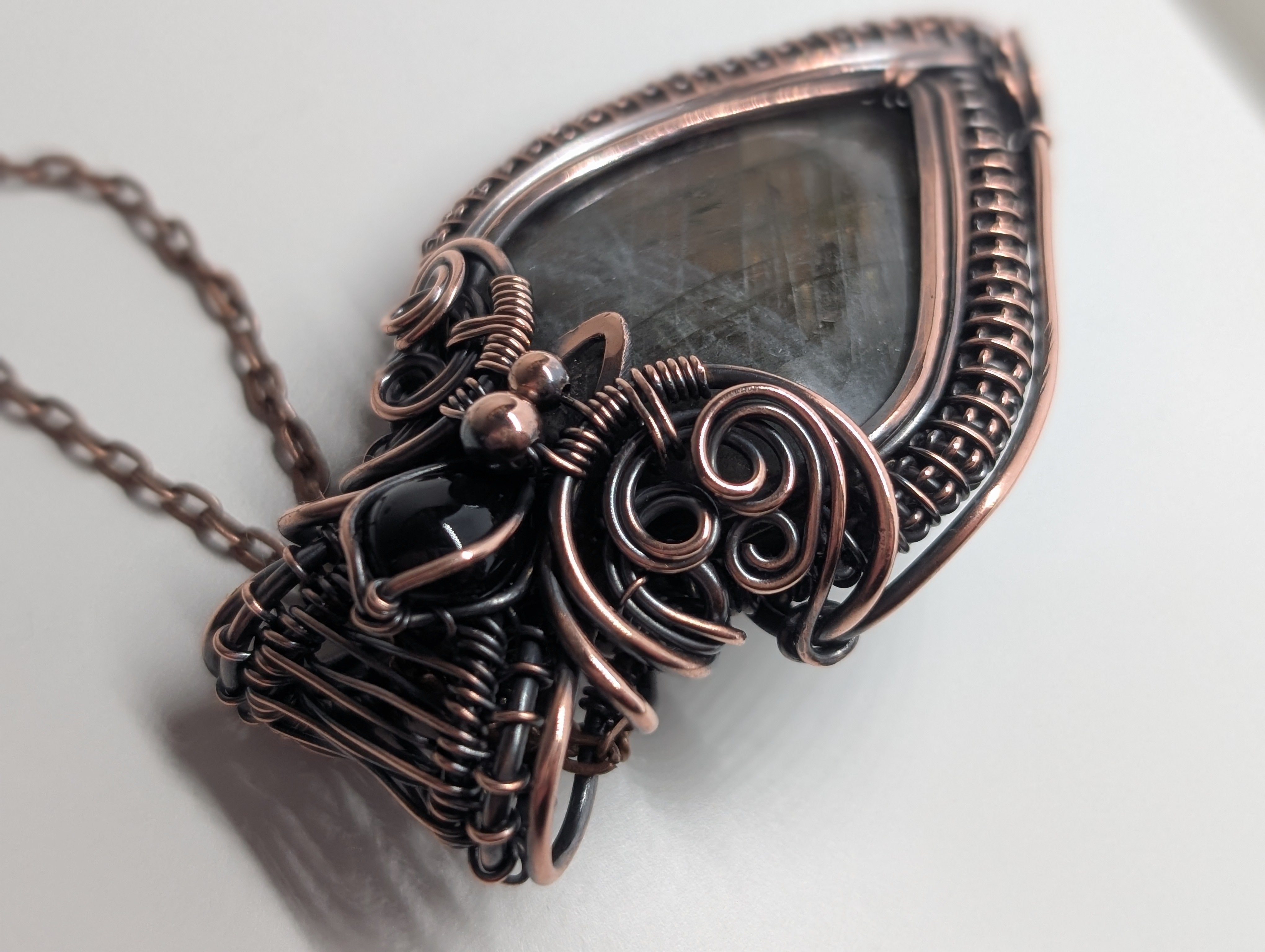 Kardia Two-Way Pendant - Labradorite & Black Onyx in Copper
