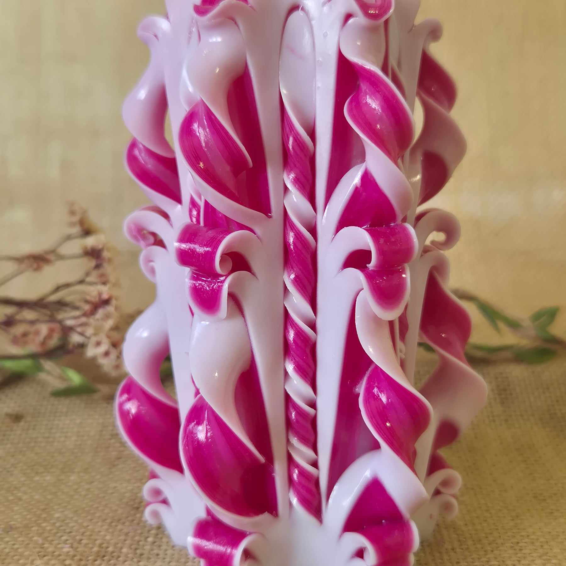 White and Pink 13cm