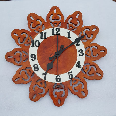 Clock 1 A unique gift for the whole family to enjoy.