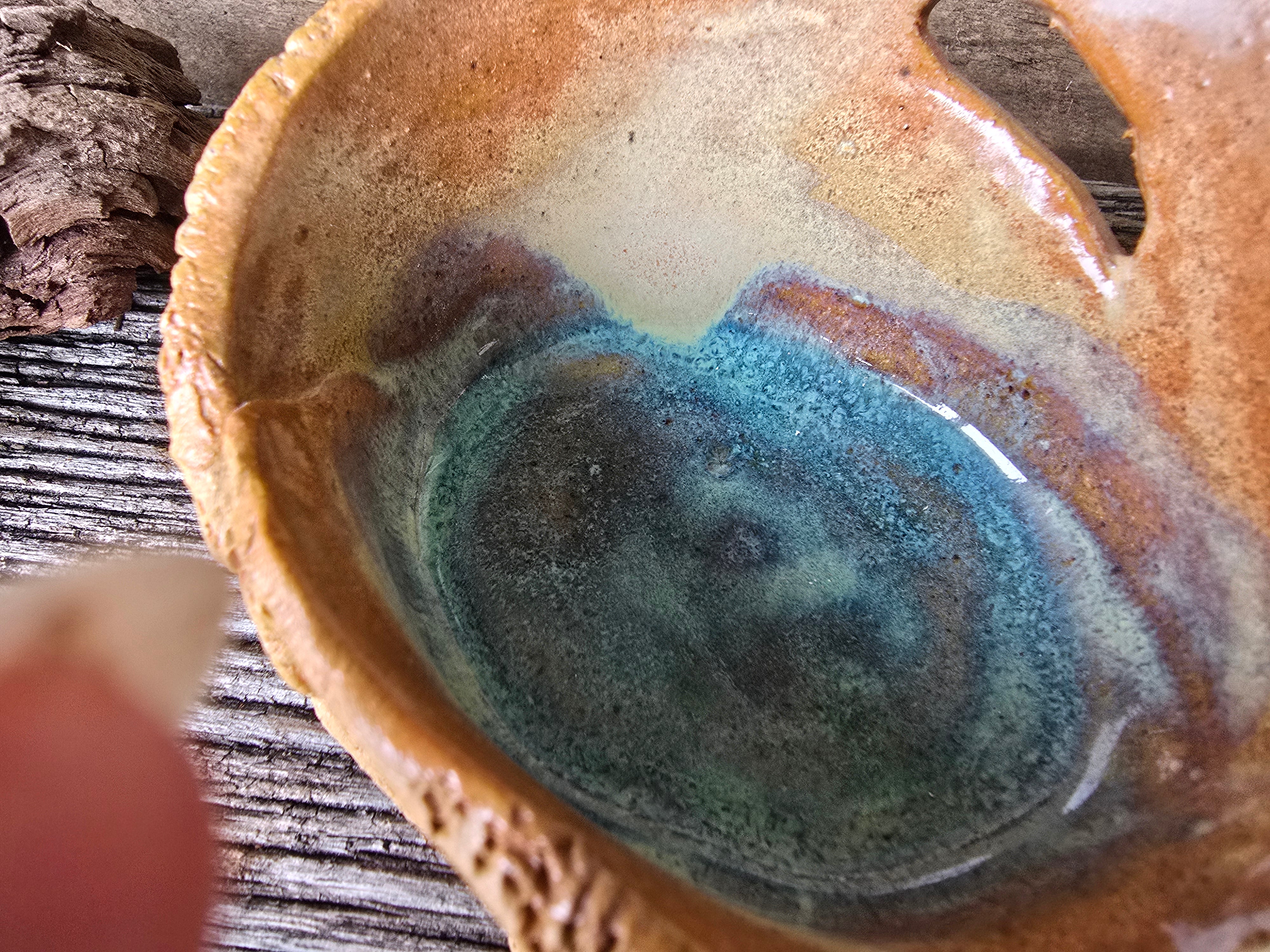 Rockpool with shell trinket dish