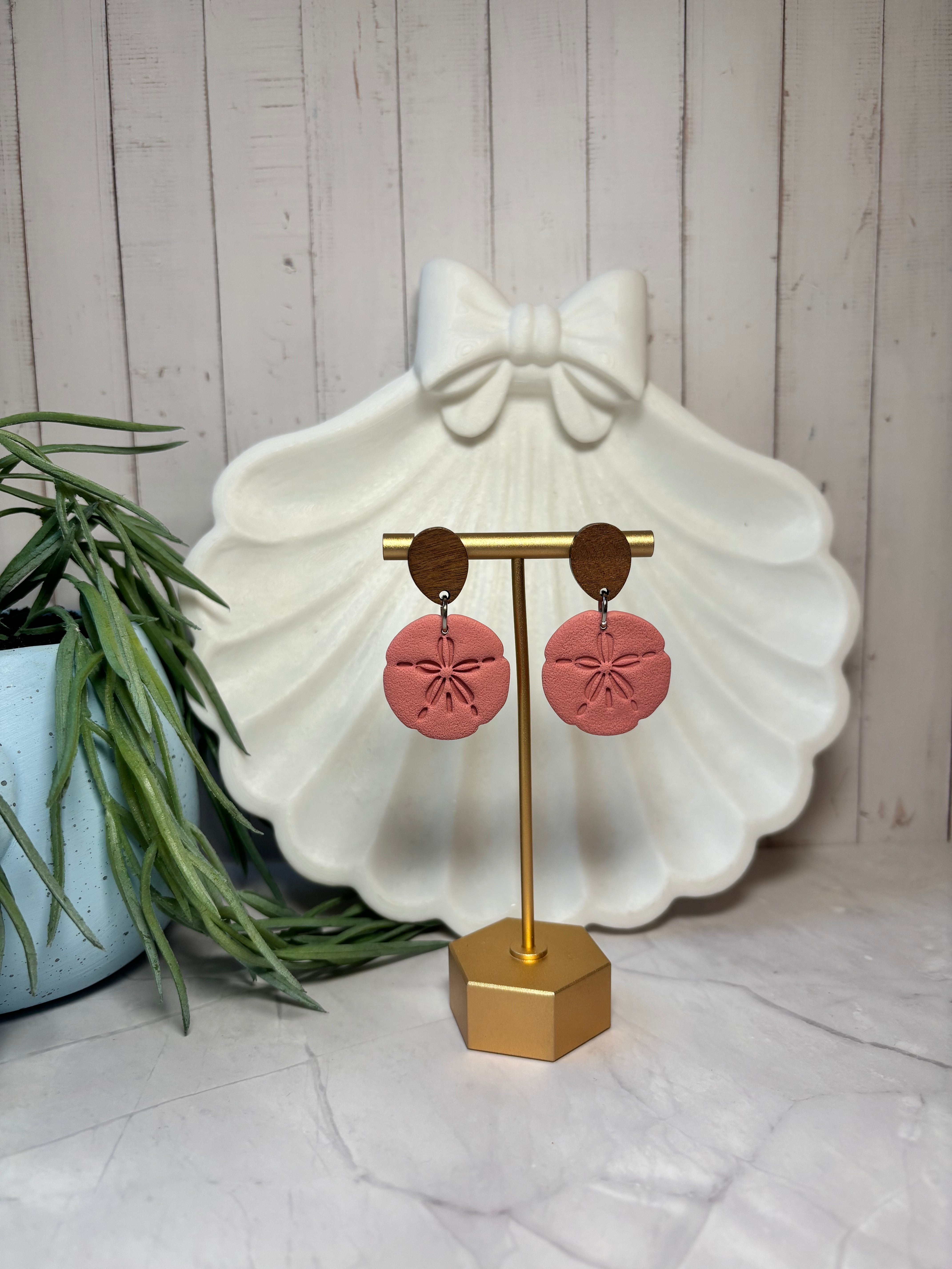 Seaside Stories | Sand Dollar Dangle Earrings