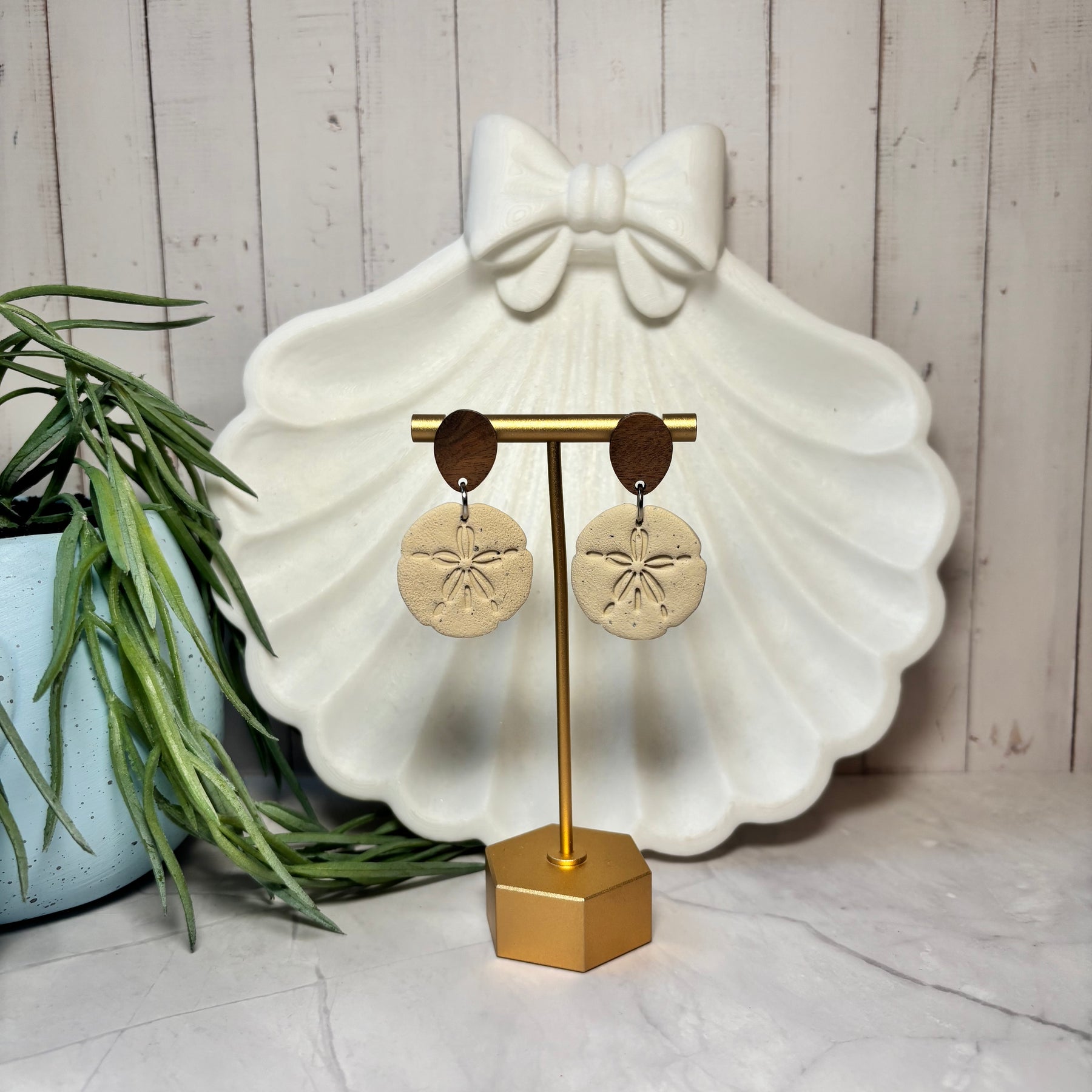 Seaside Stories | Sand Dollar Dangle Earrings