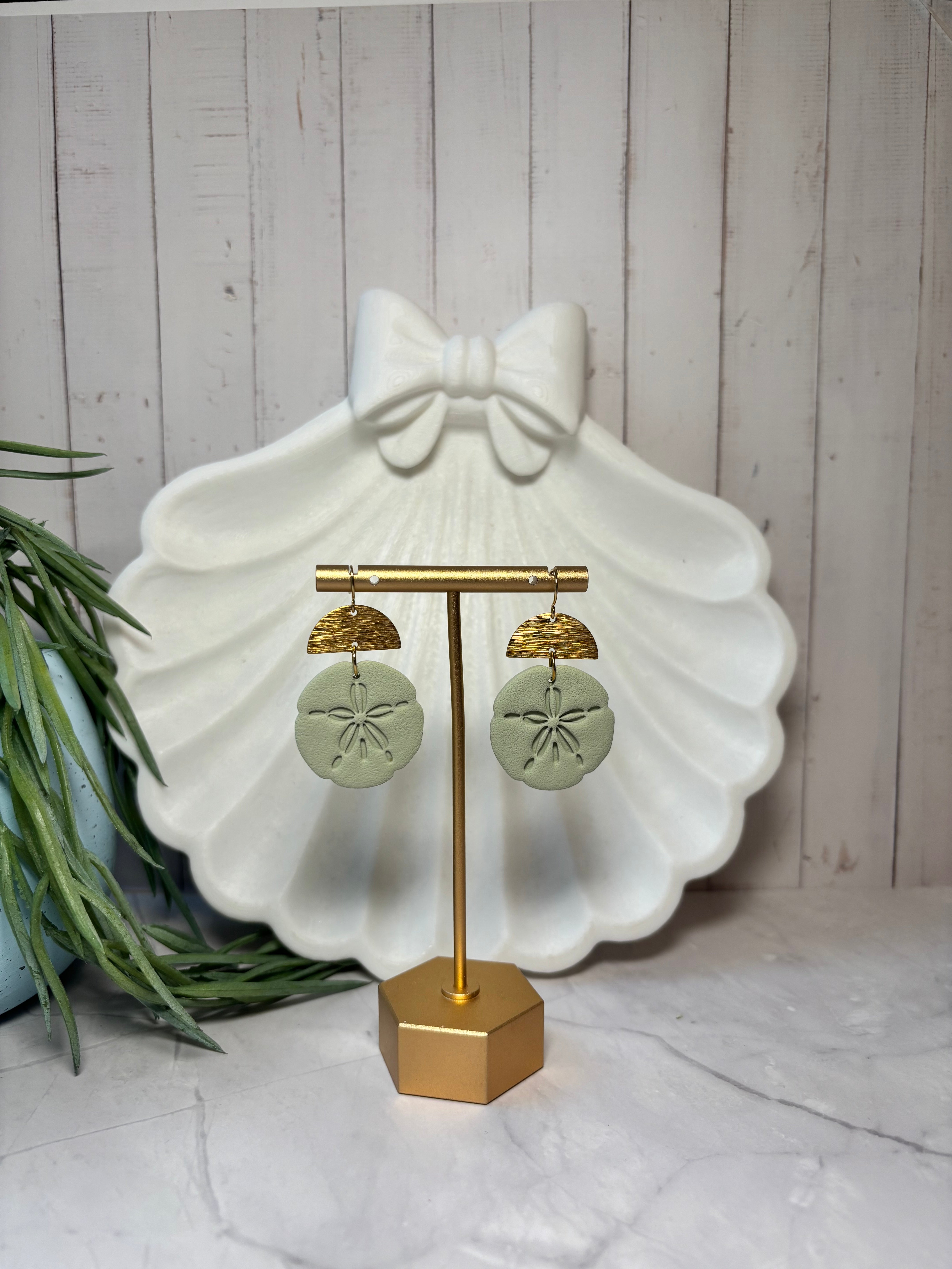 Seaside Stories | Sand Dollar Dangle Earrings