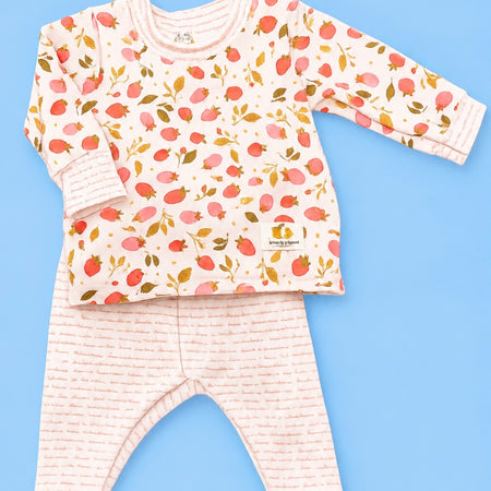 STRAWBERRY PJ’s 0-3 months