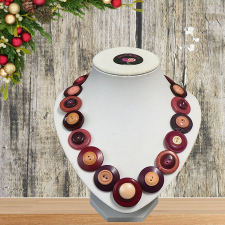Button necklace - Burgundy Bliss