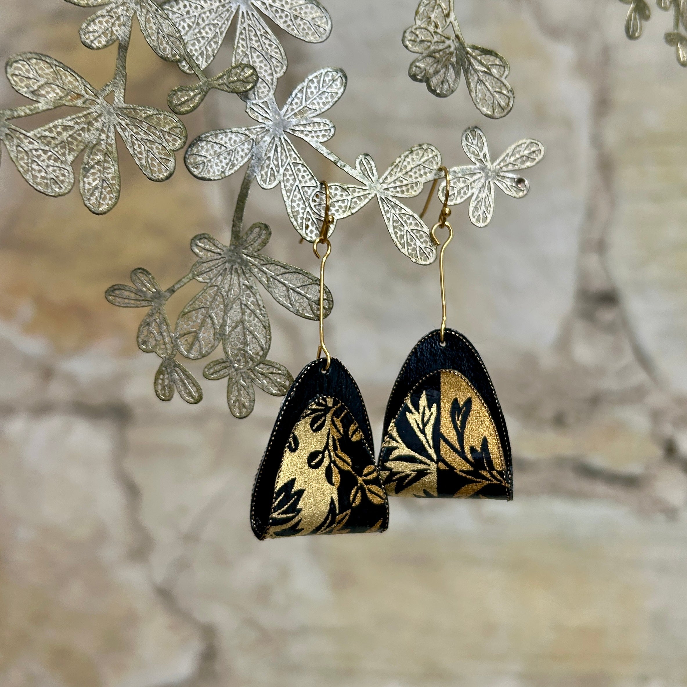 Earrings Elegant Gold Black Japanese Washi Paper: EB-109