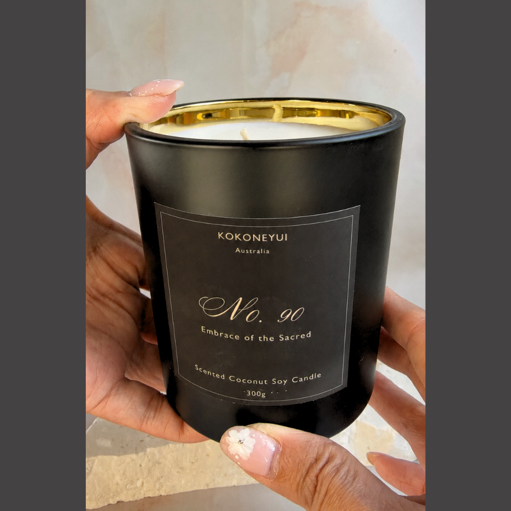 No.90 Embrace of the Sacred Candle | Green Sage, Saffron & Amber — 300g