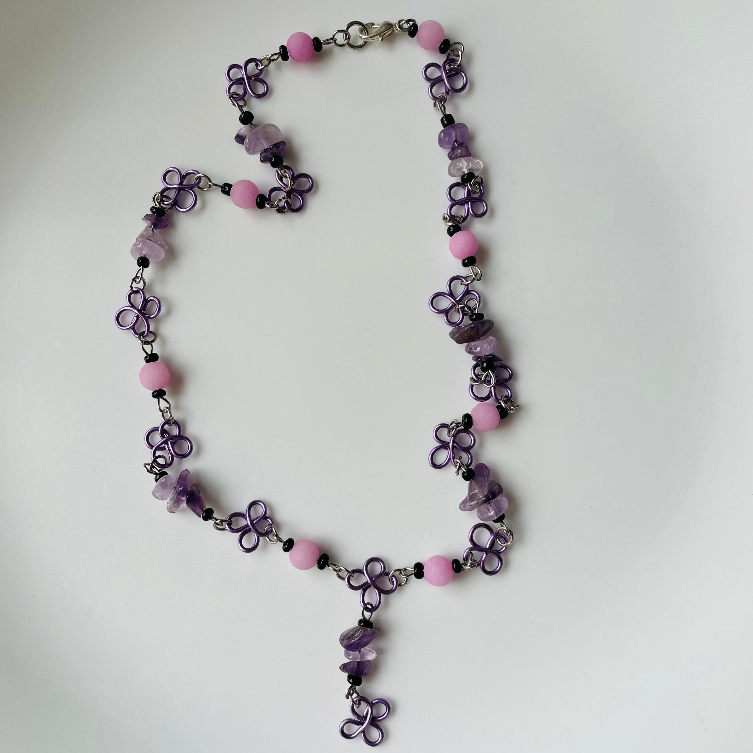 Amethyst and Alabaster Gemstone Daisy Wire Necklace
