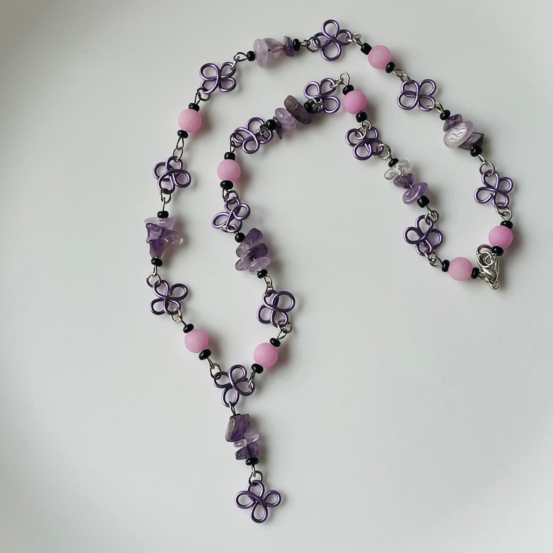 Amethyst and Alabaster Gemstone Daisy Wire Necklace