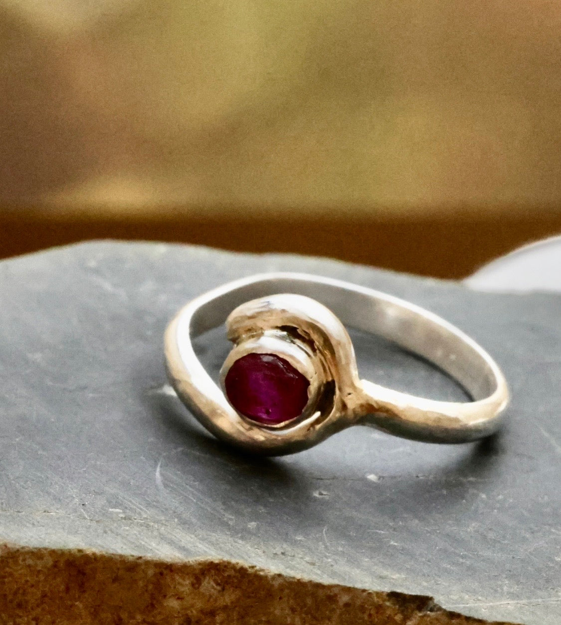 Slim 925 Band and little Cabachon Ruby