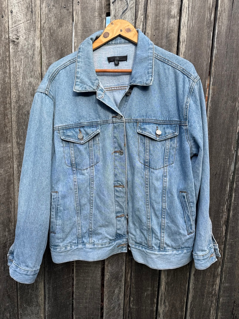 Black Cockatoo Hand-painted Denim Recycled Jacket (Med)