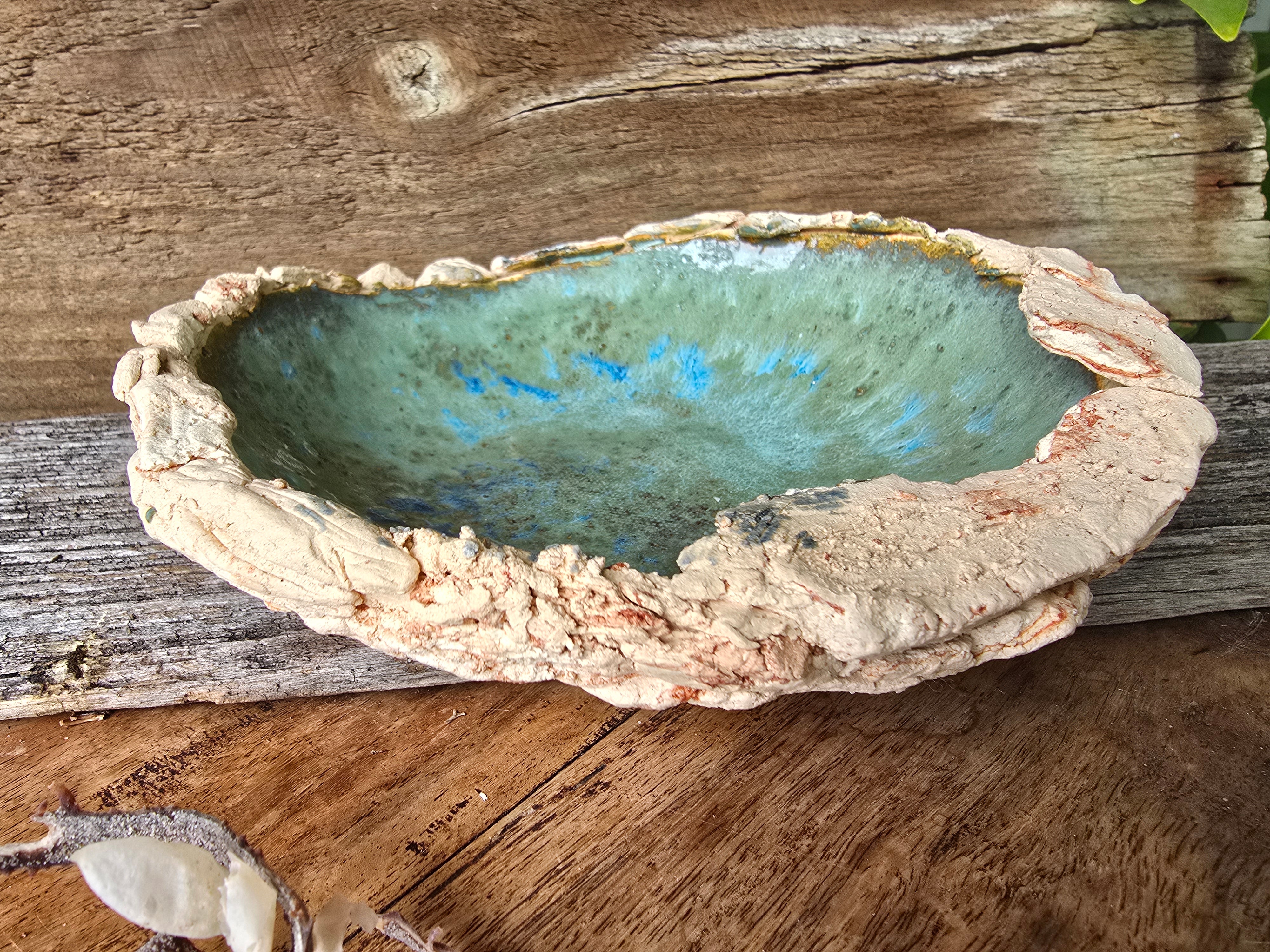 Wild clay bowl