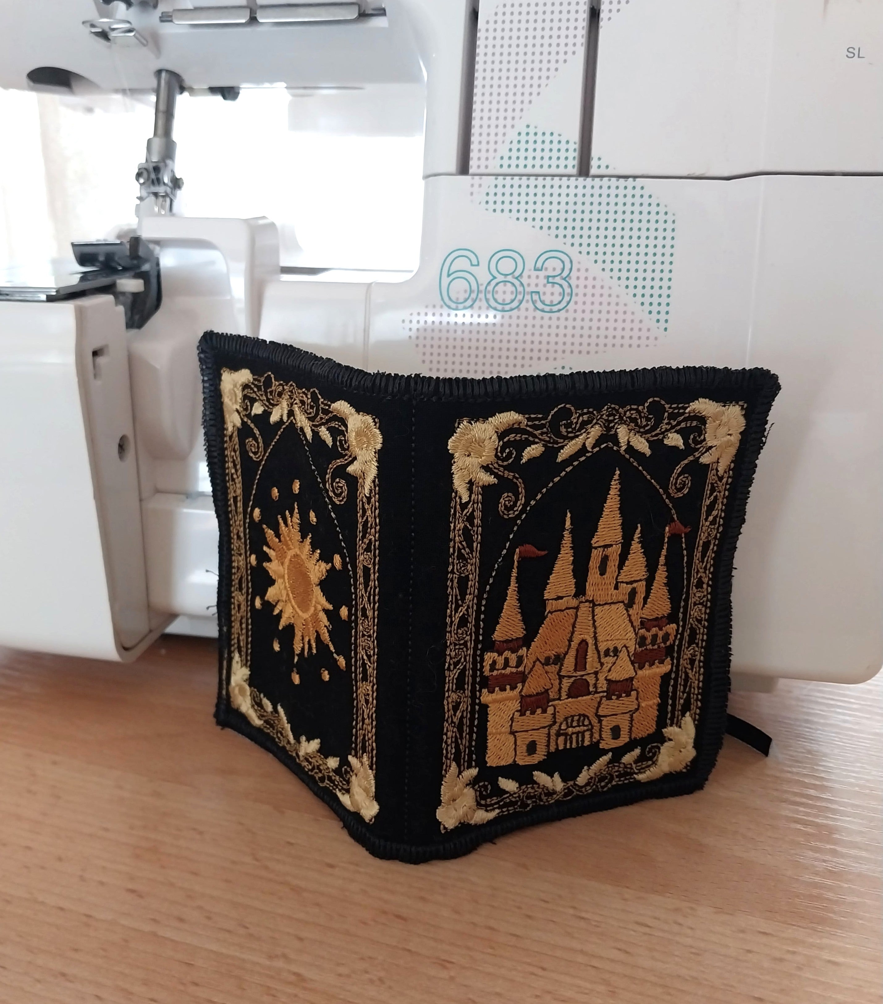 Fairytale Castle Black Needle/Backpack Pins Book