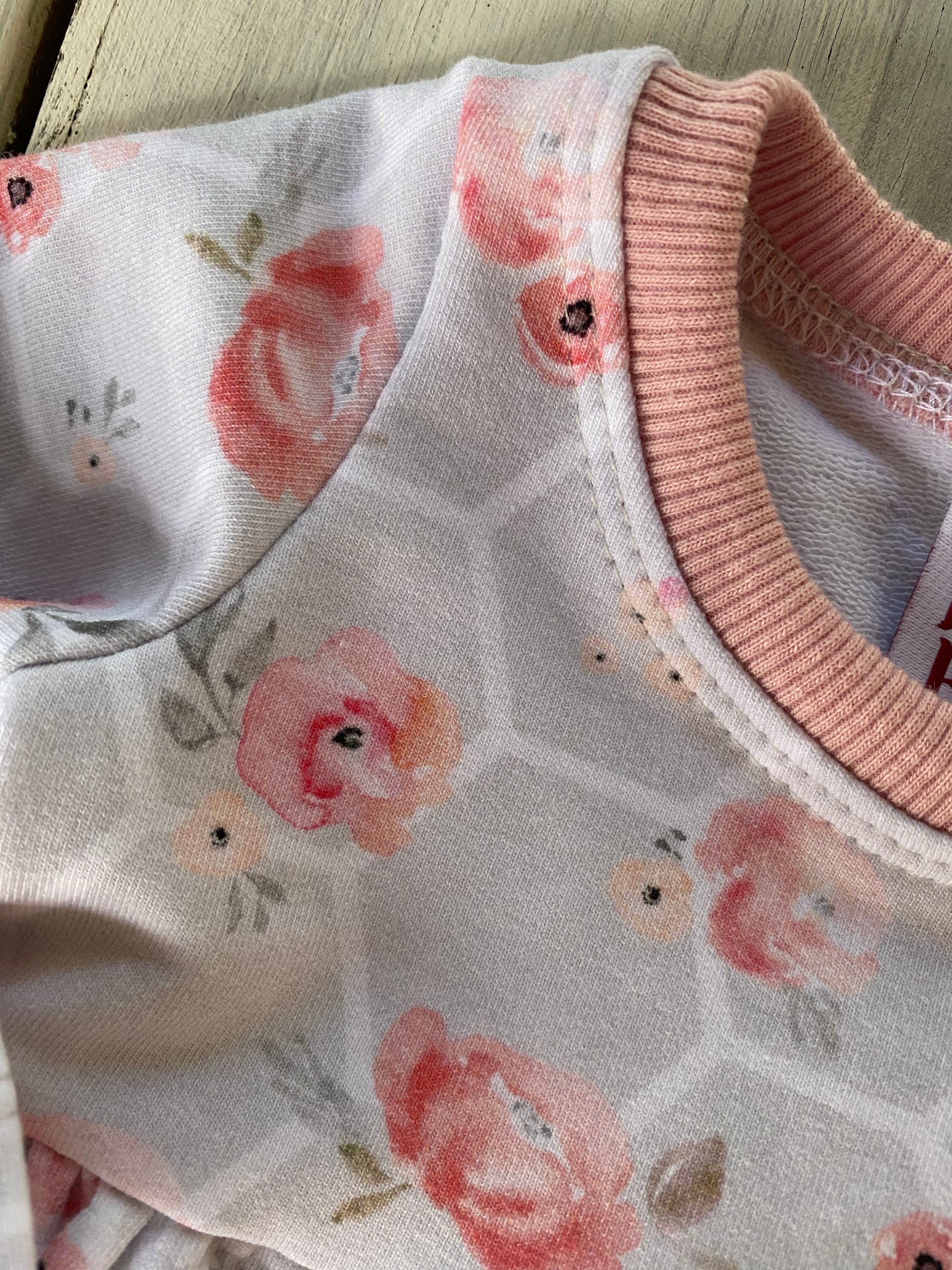 Babies floral dress size 000