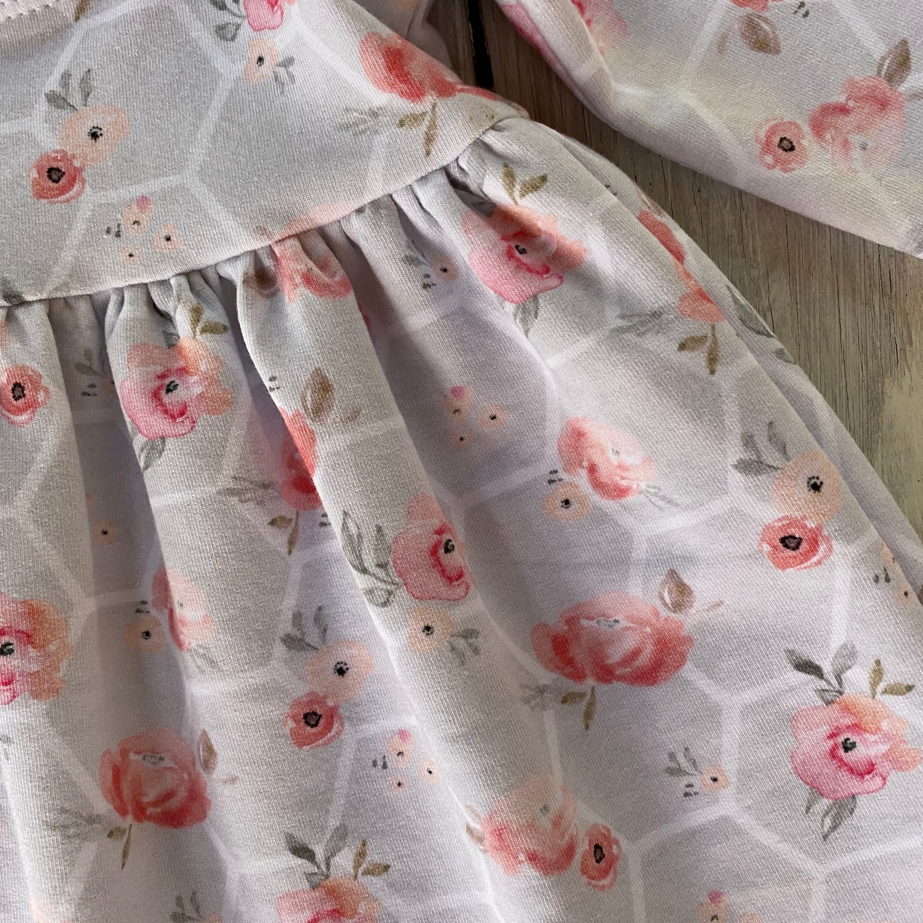 Babies floral dress size 000