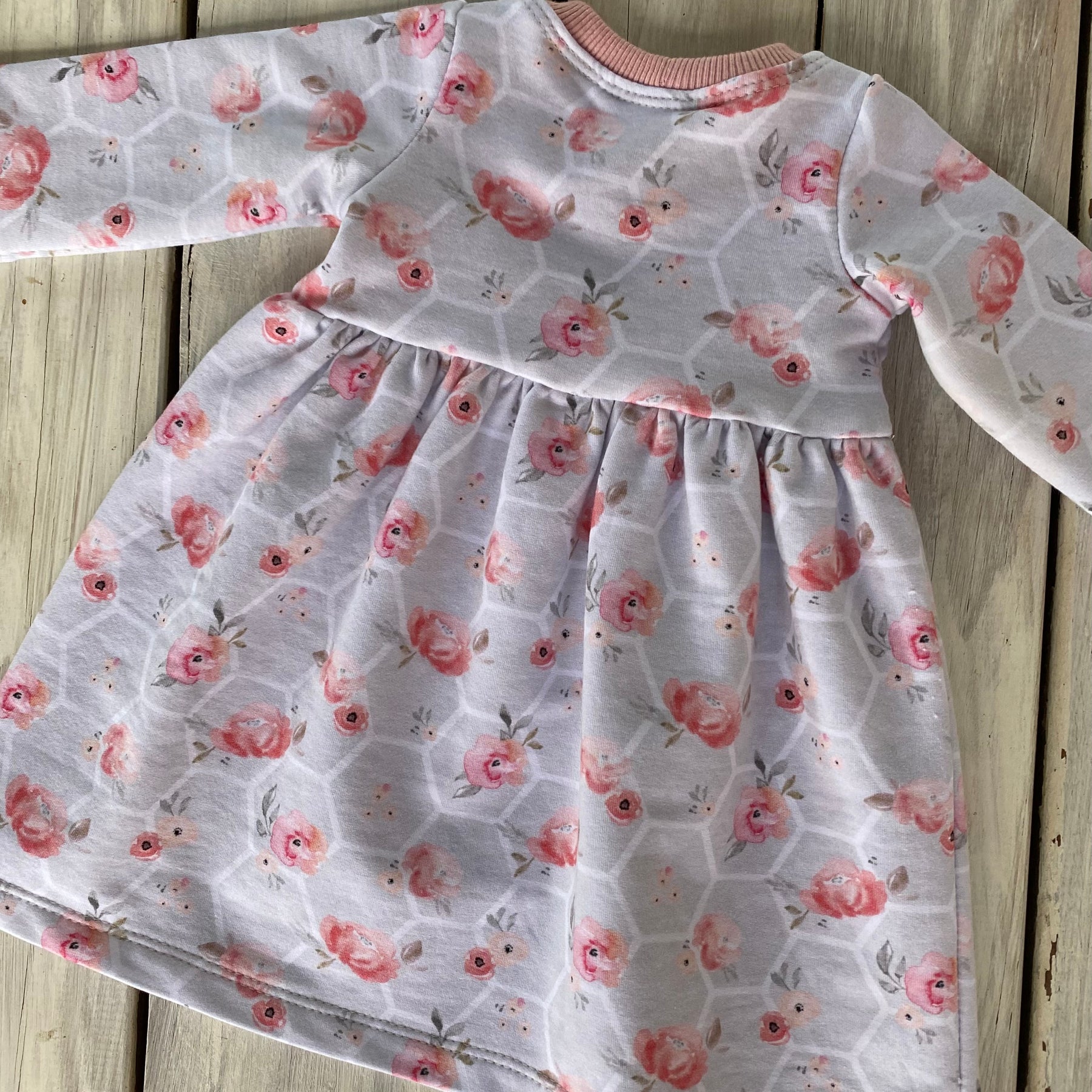 Babies floral dress size 000