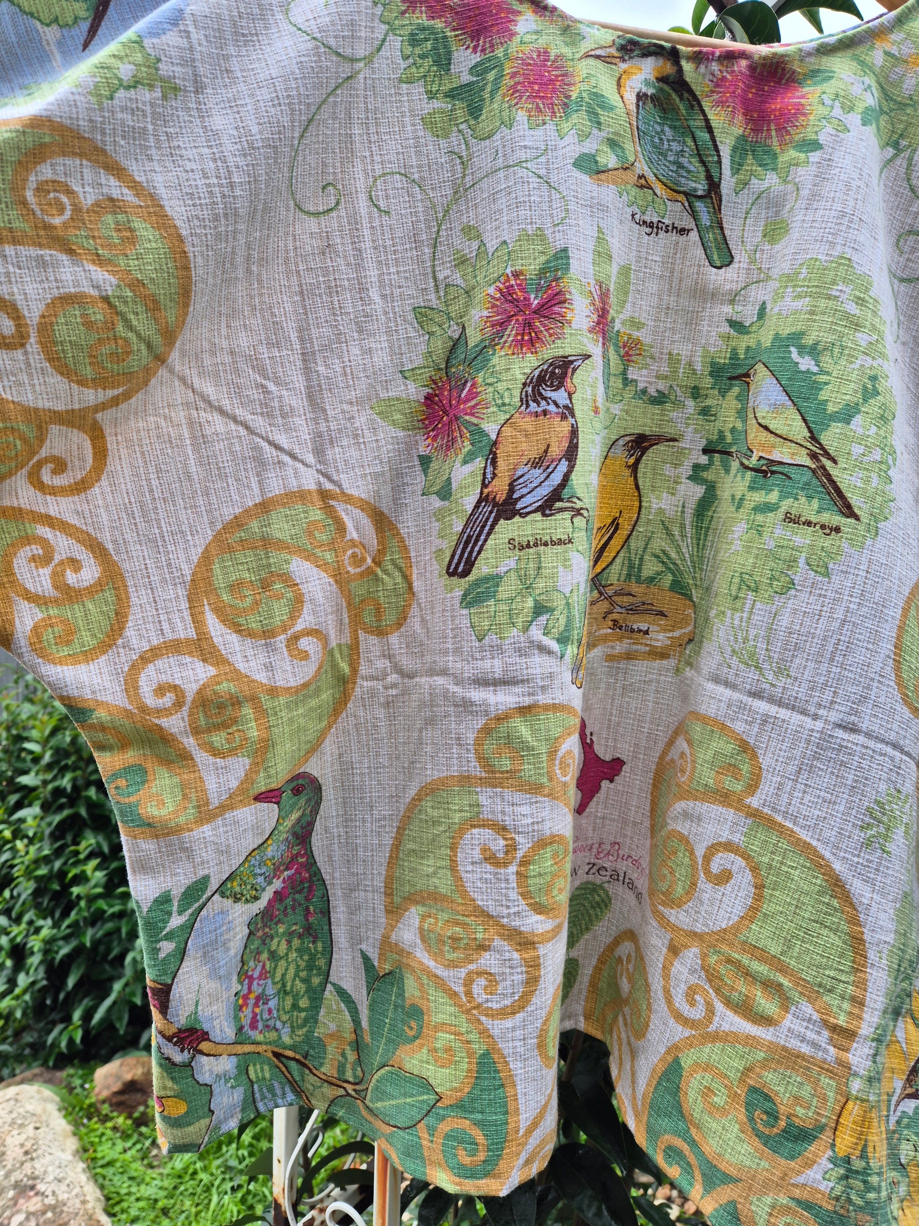 Upcycled Vintage Tablecloth top. Birds