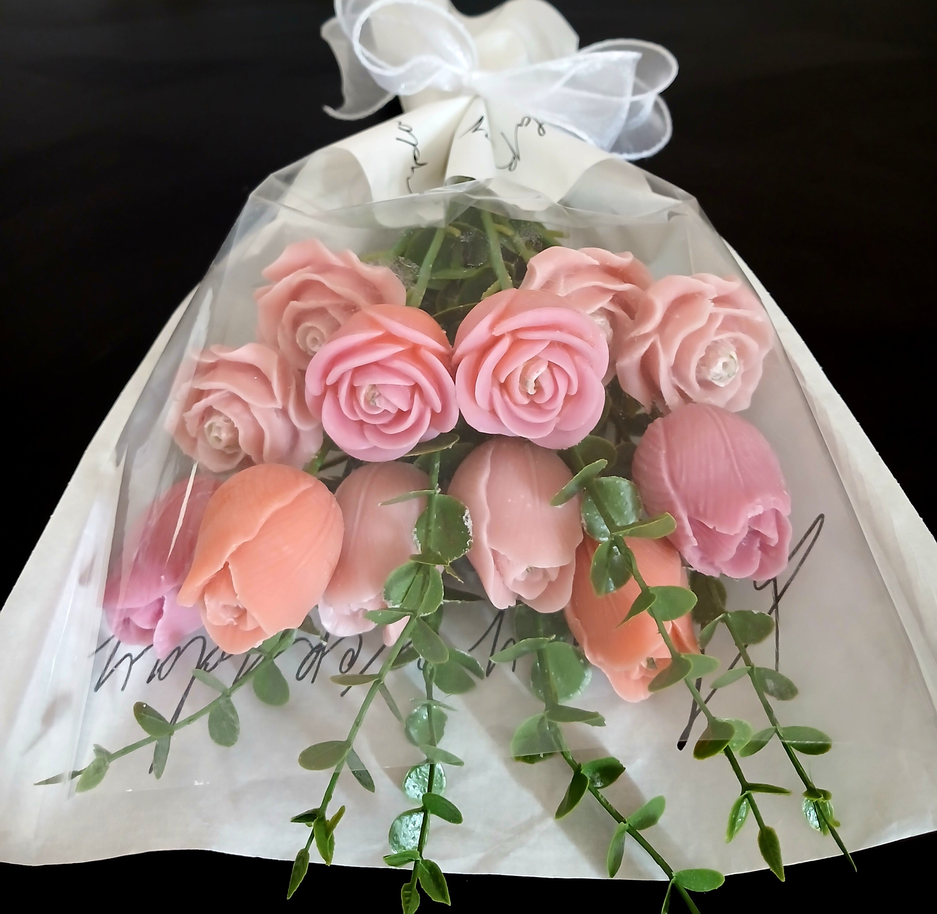 Hand Held Bouquet Black Raspberry & Vanilla
