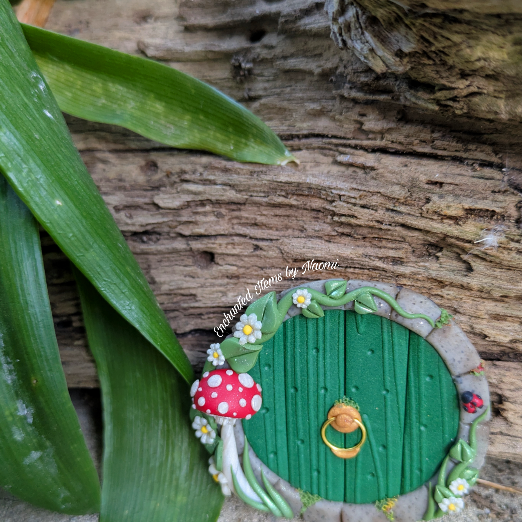 Hand Sculpted Hobbit Style Fairy Doors – Two Designs Available