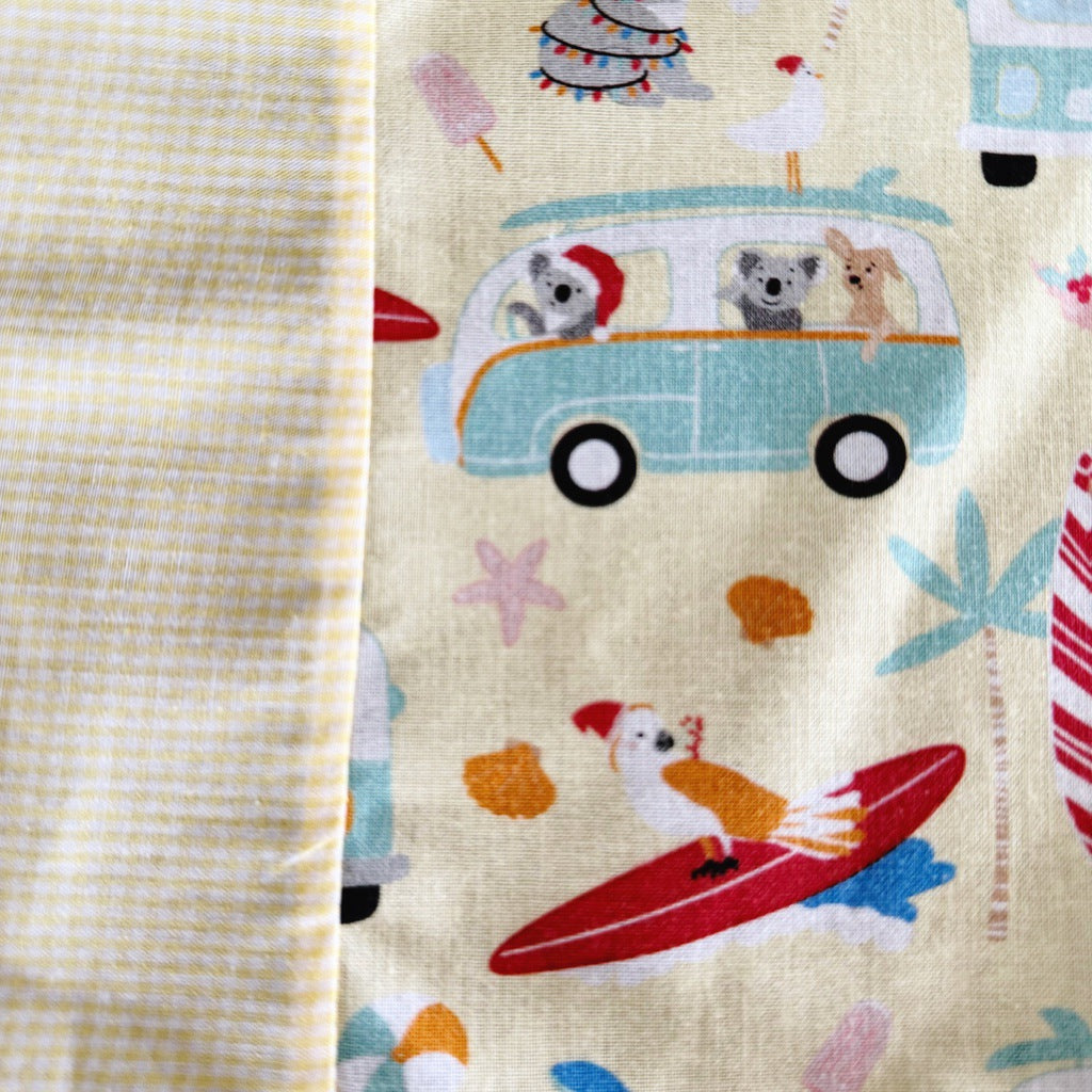 Kombis and caravans ladies' Christmas tie back apron.