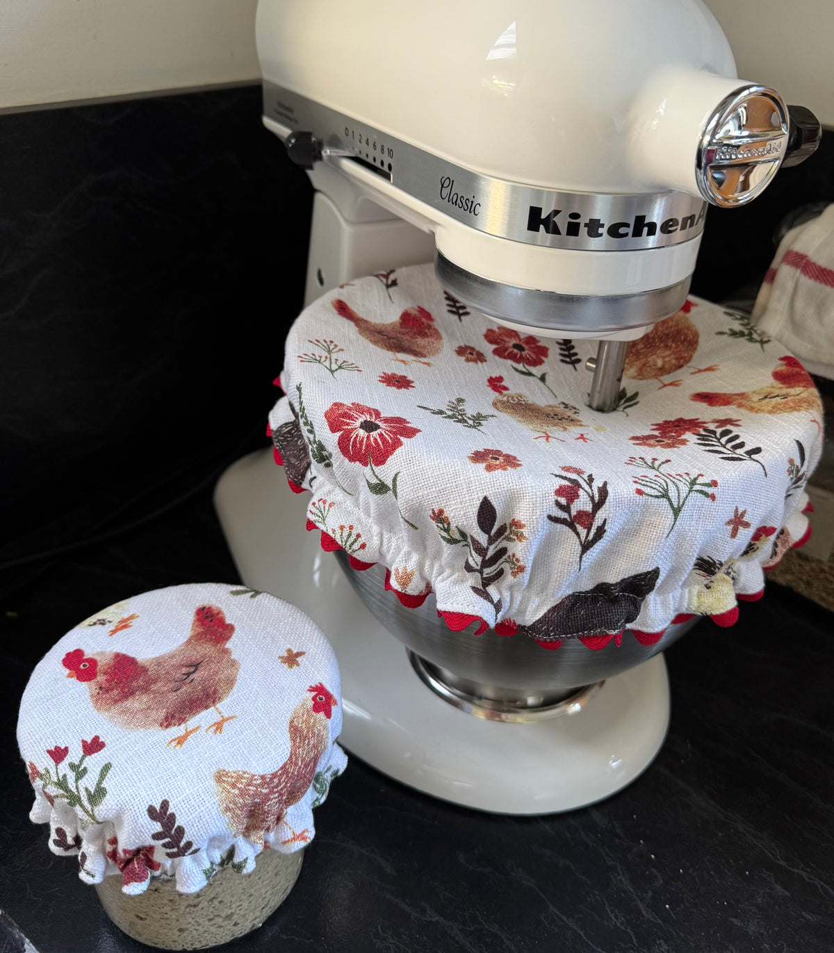 Country Style Reversible Bowl Cover