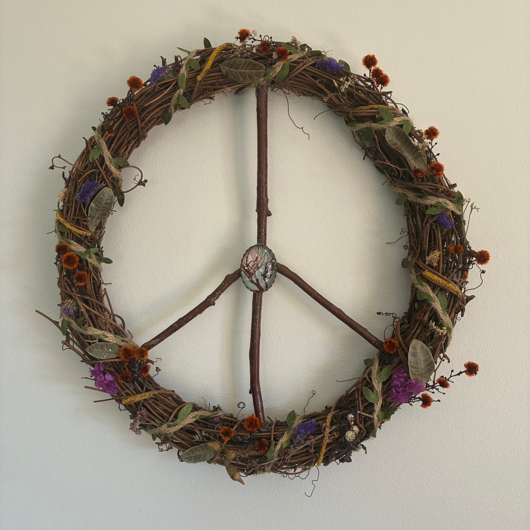 Wreath of Peace (Measures 33cm x 33cm)