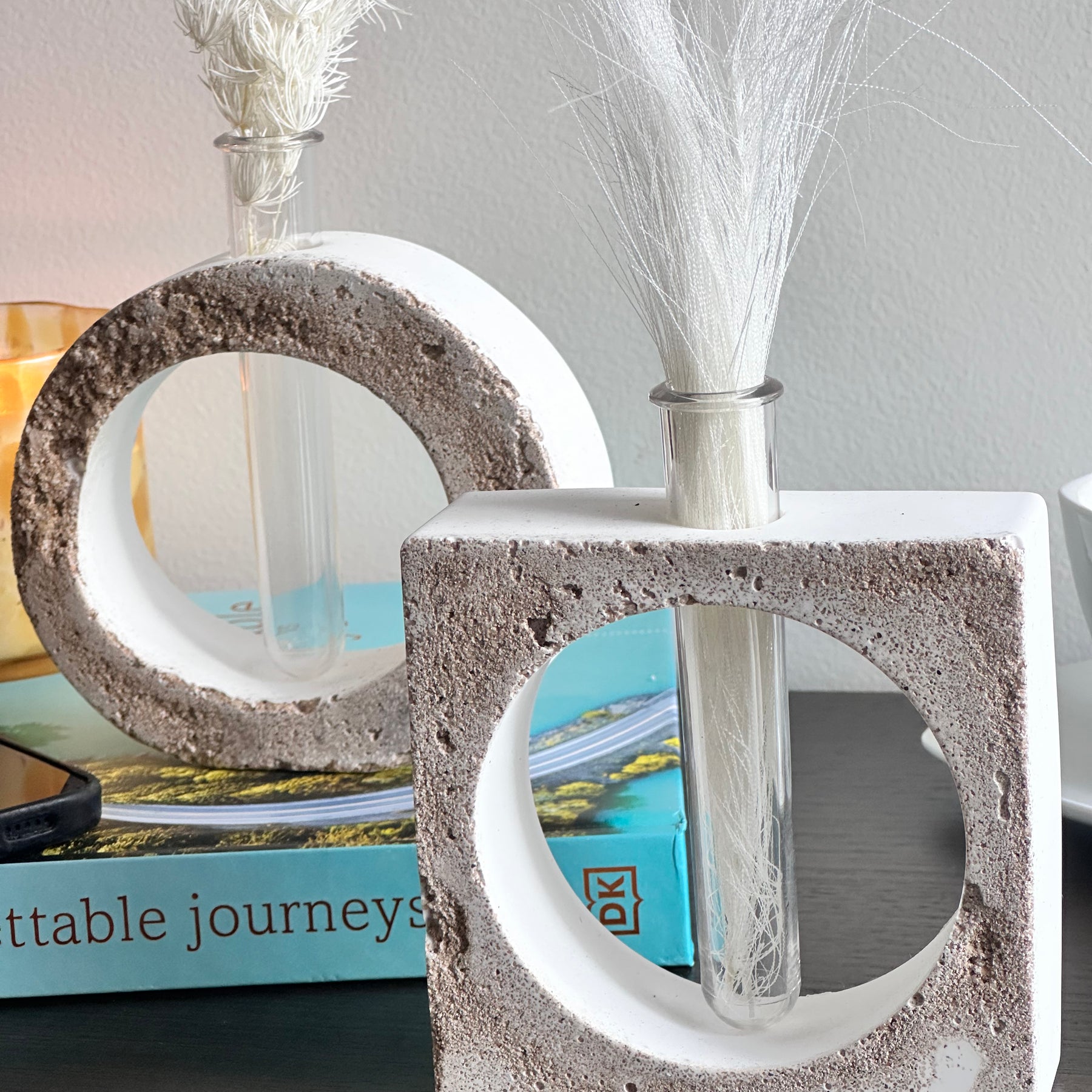 Coastal-inspired Eco-friendly resin vases with natural sand
