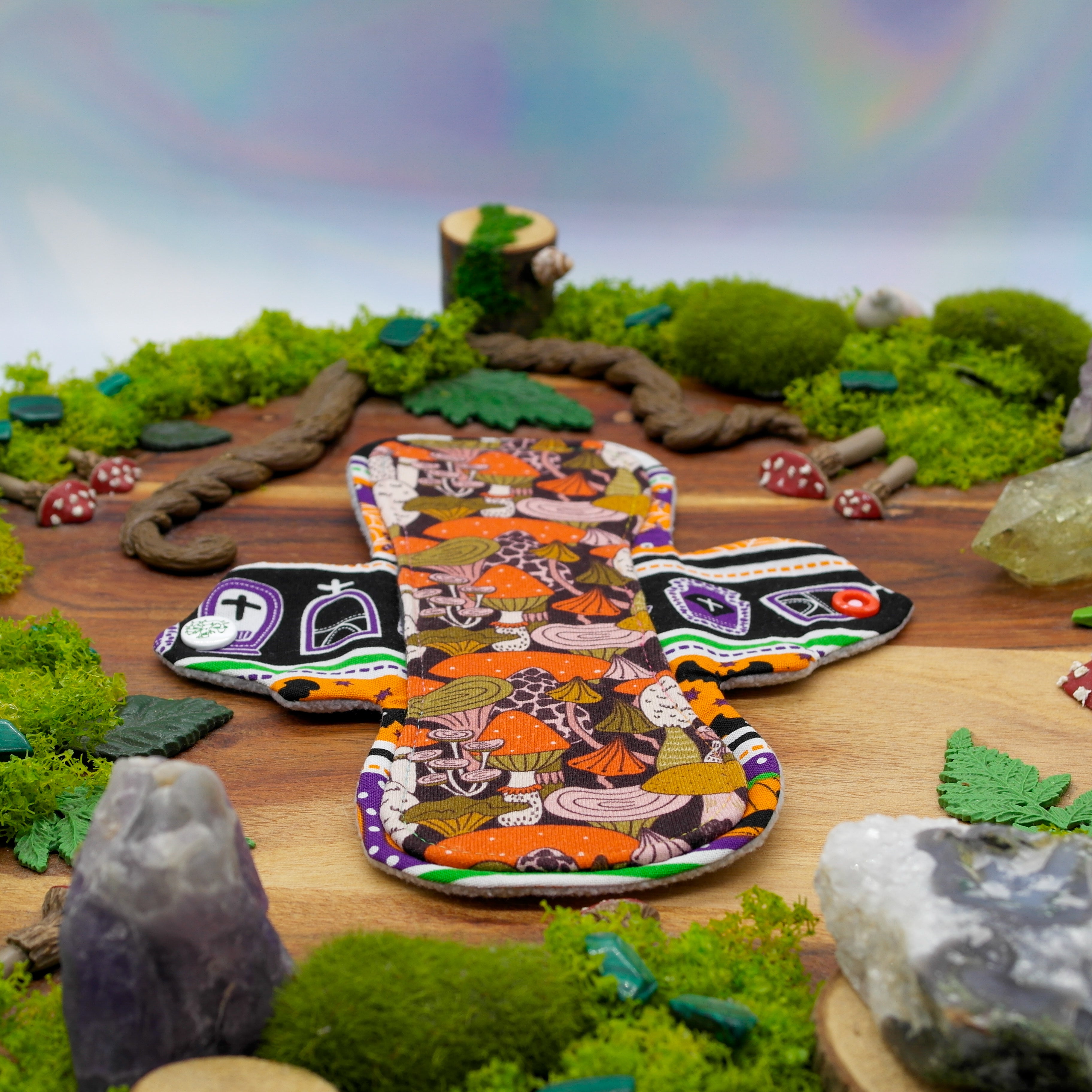 Menstrual reusable cloth pad 8" Heavy (Flutter) - Halloween