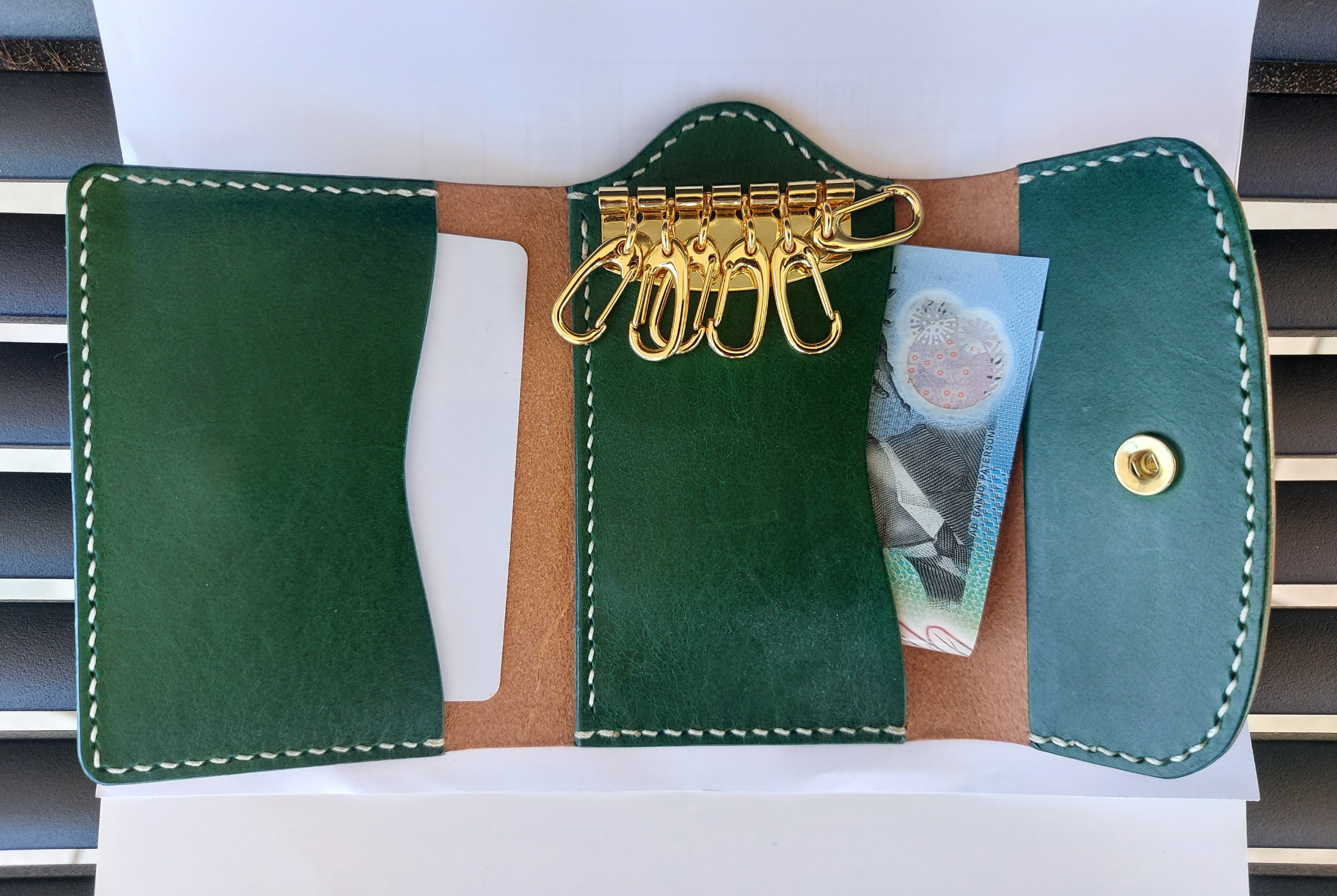 Key & Card Holder - 6 Hooks