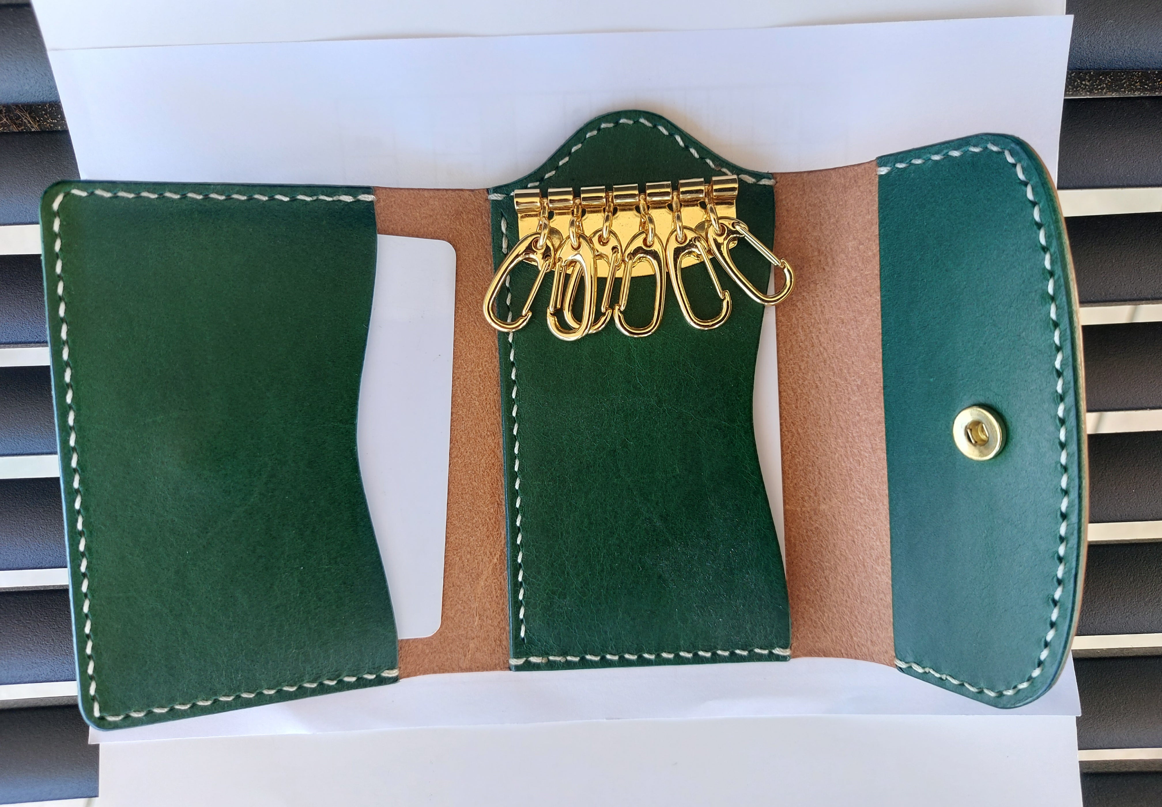 Key & Card Holder - 6 Hooks