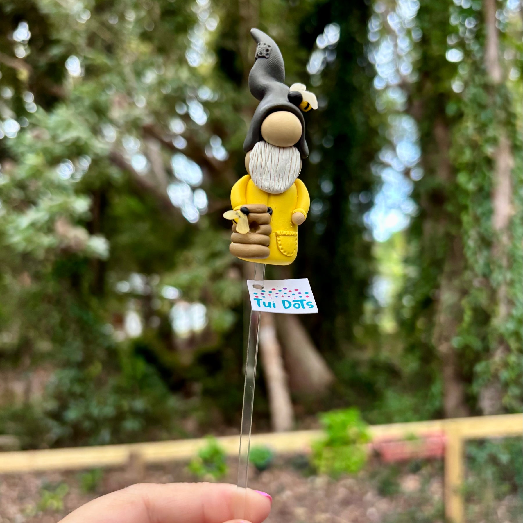 Tiny Gnome - Beekeeper