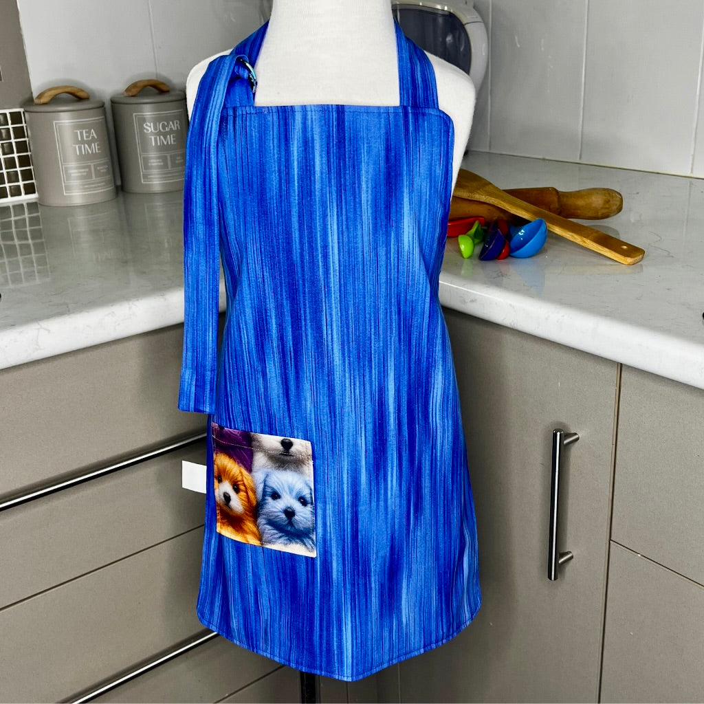 Apron .. Children's reversible .. Dogs