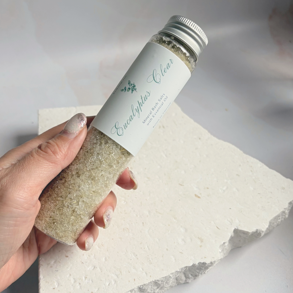 Eucalyptus Clear Bath Salt | Eucalyptus & Green Clay Mineral Bath Soak