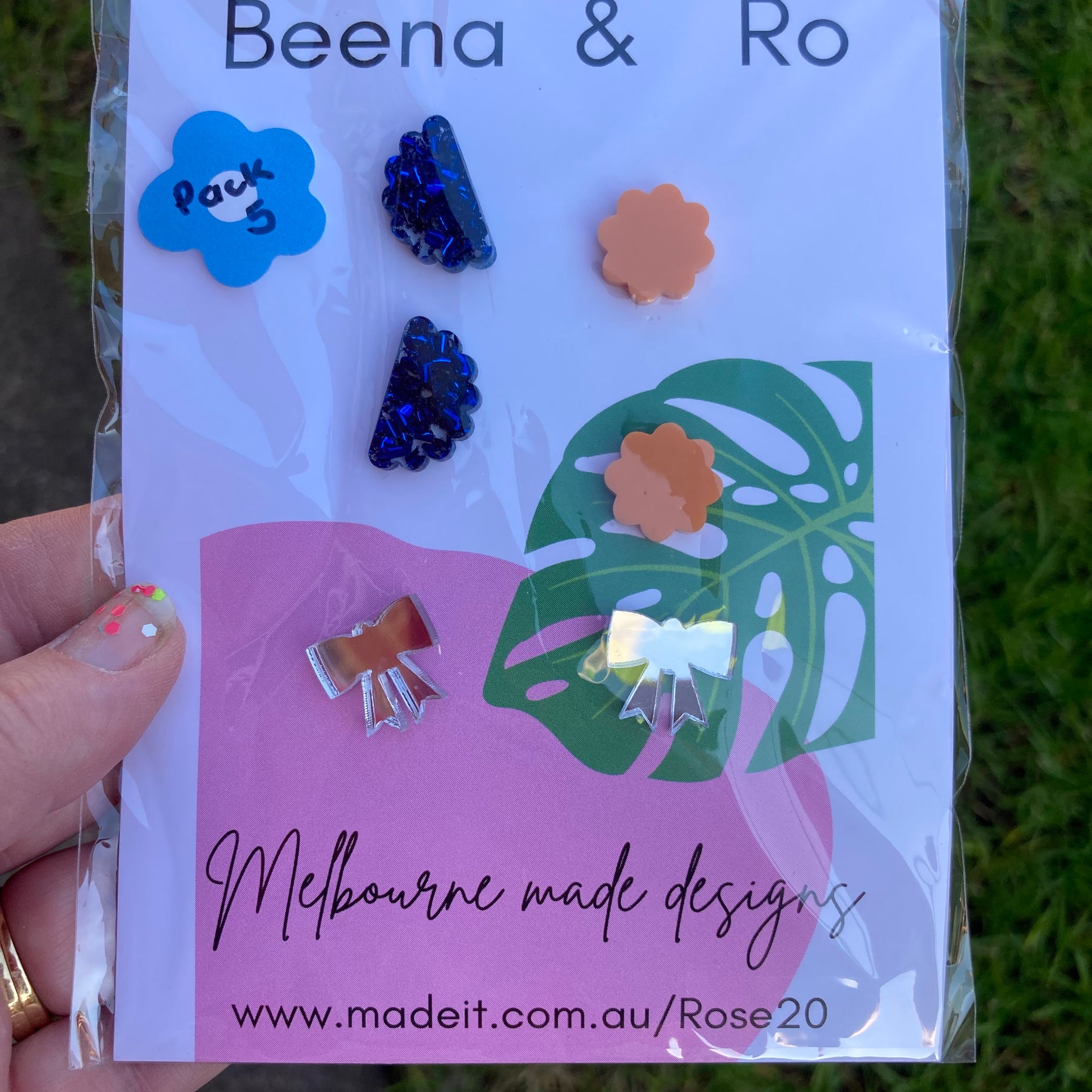 Super value mixed stud pack 5