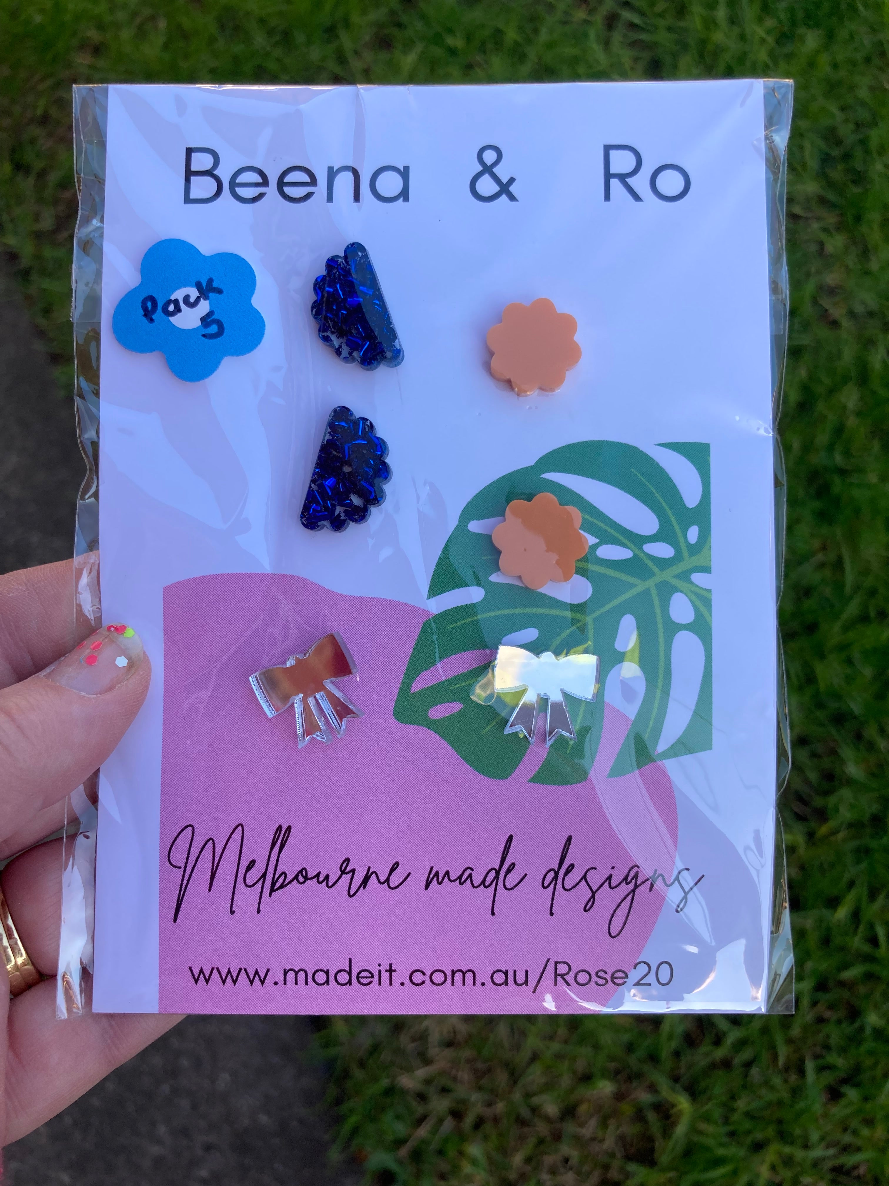 Super value mixed stud pack 5