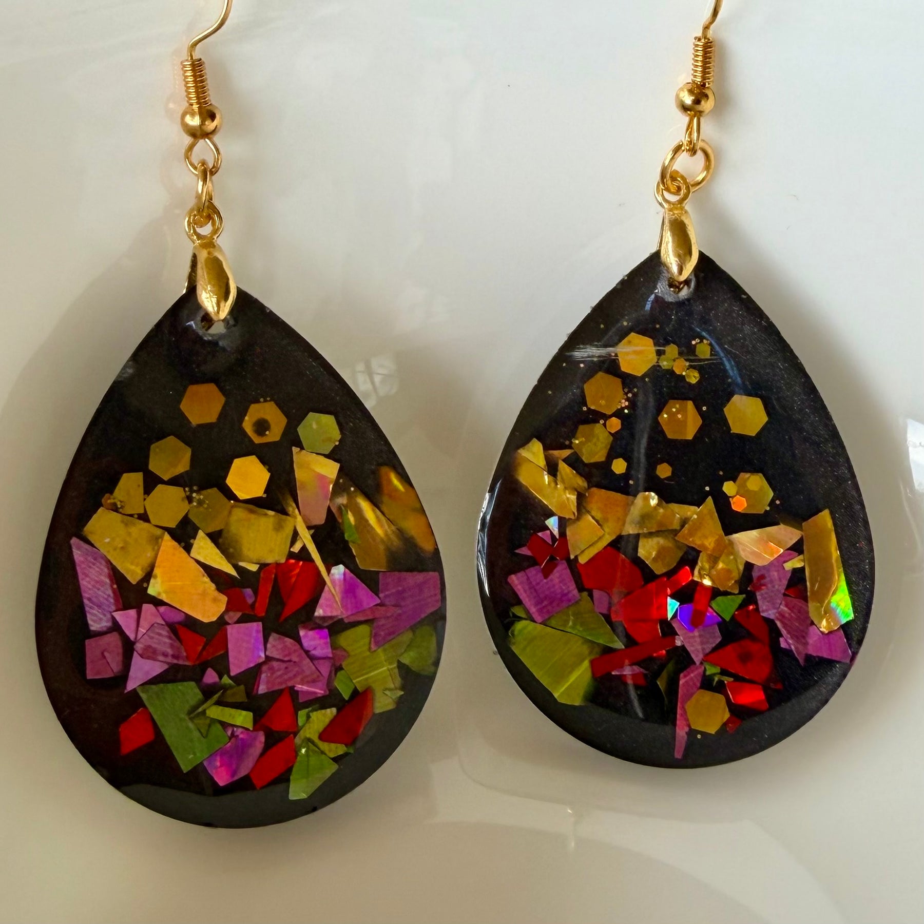 Black & Gold  Teardrop Dangle