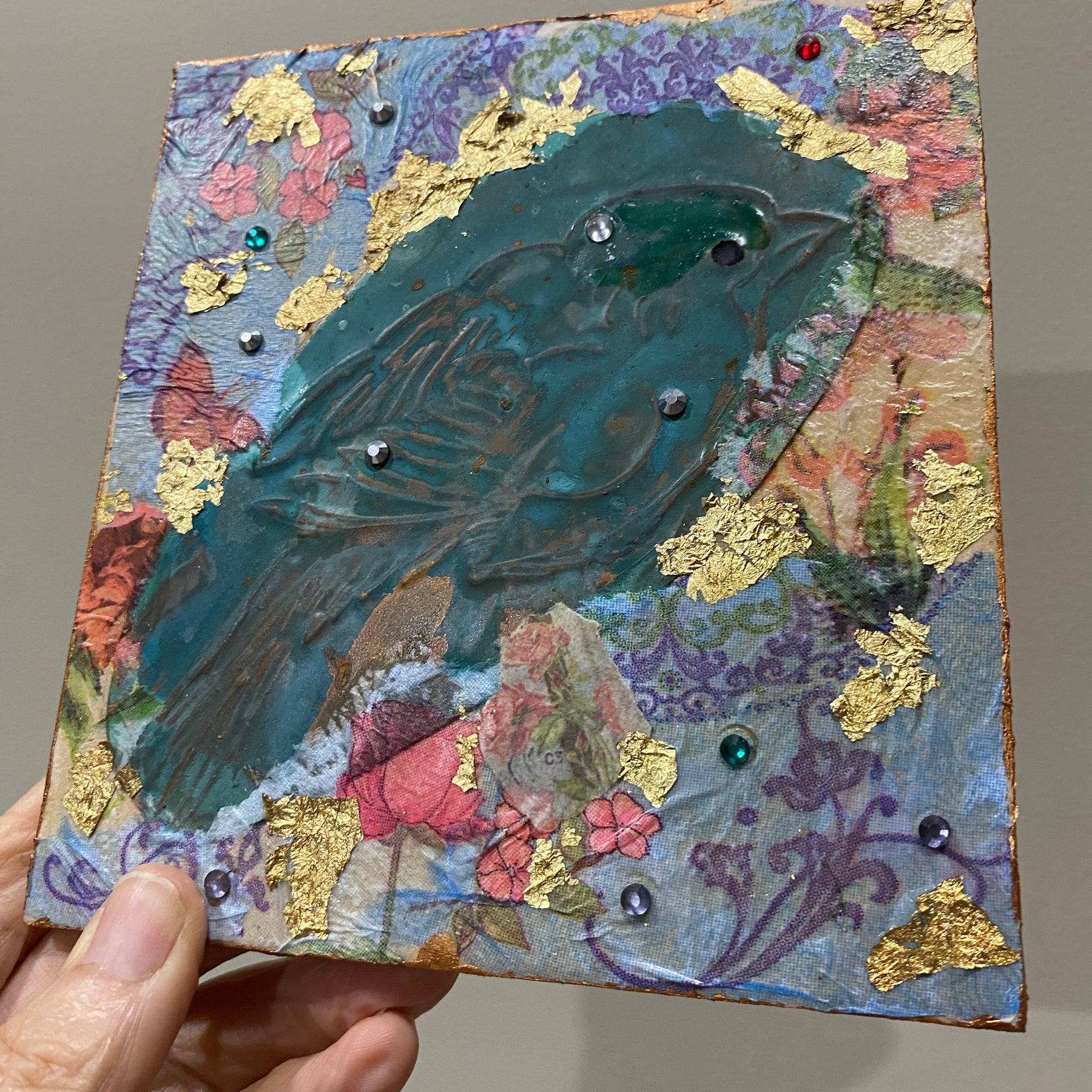 Shabby chic, rustic baby bird