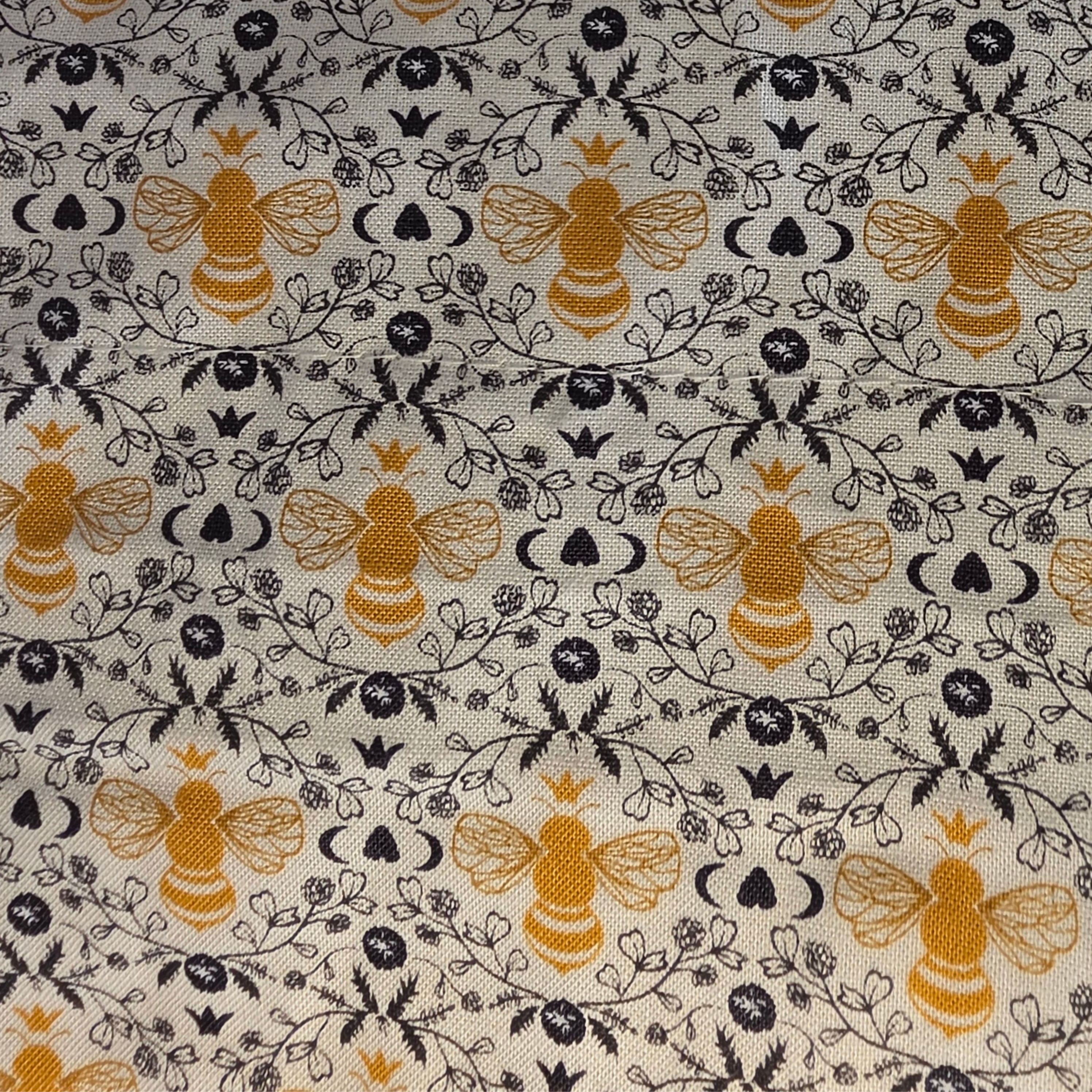 Bee designs - book or 11" tablet sleeve, handmade