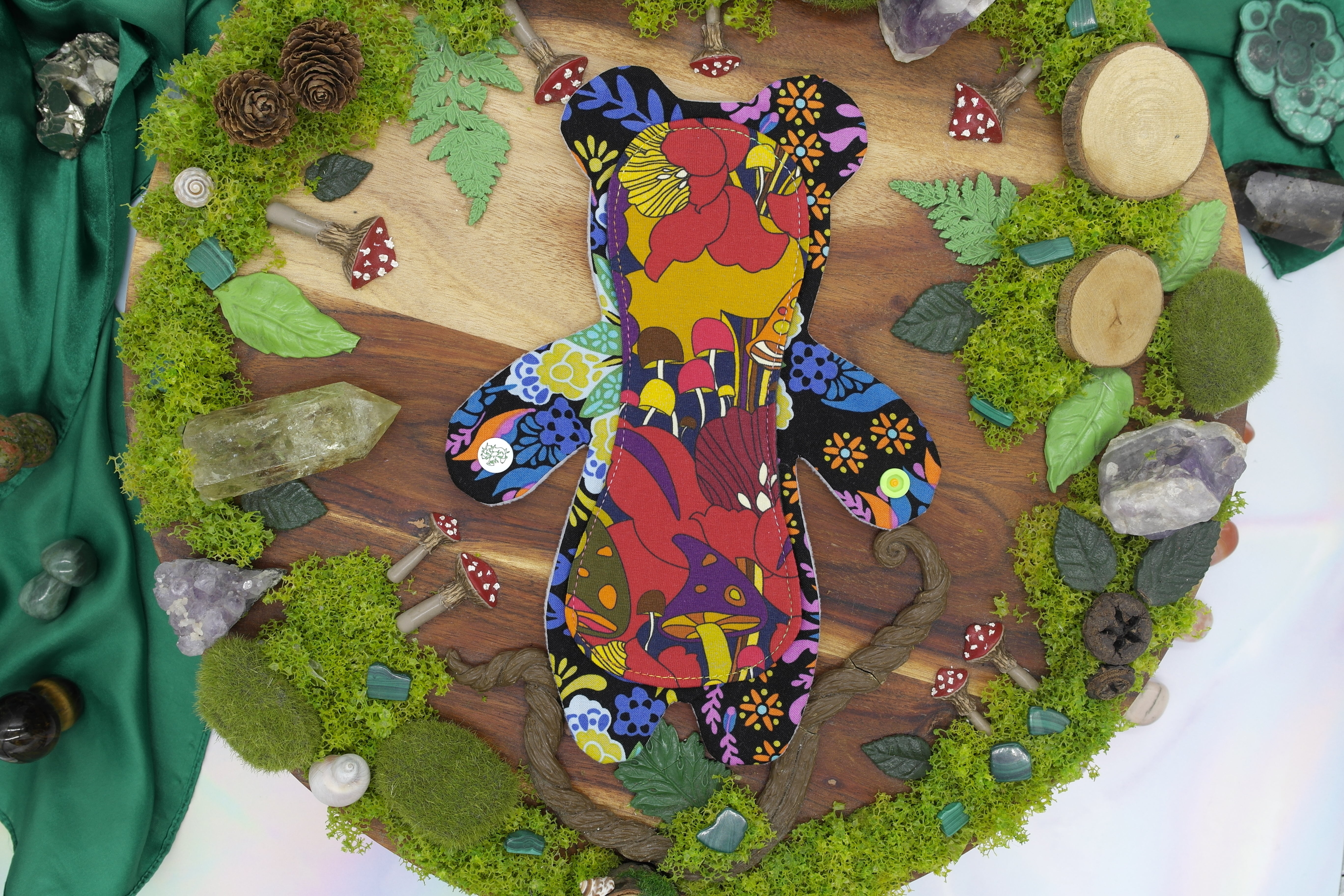 Soft australian handmade Reusable cloth pad 8" Moderate - Magic Bear