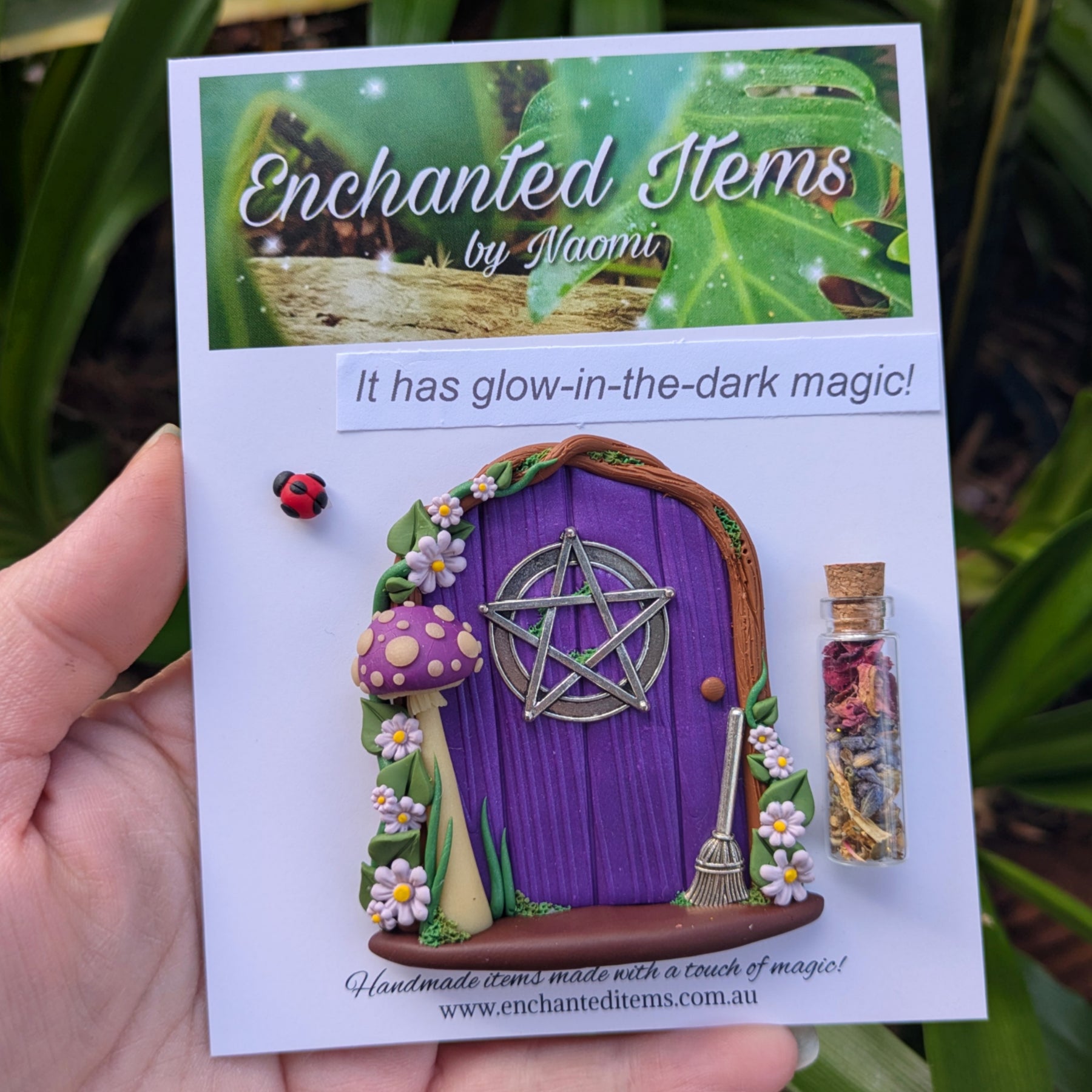 Hand Sculpted Mini Witchy Fairy Door – Available in Multiple Colours 🧙‍♀️
