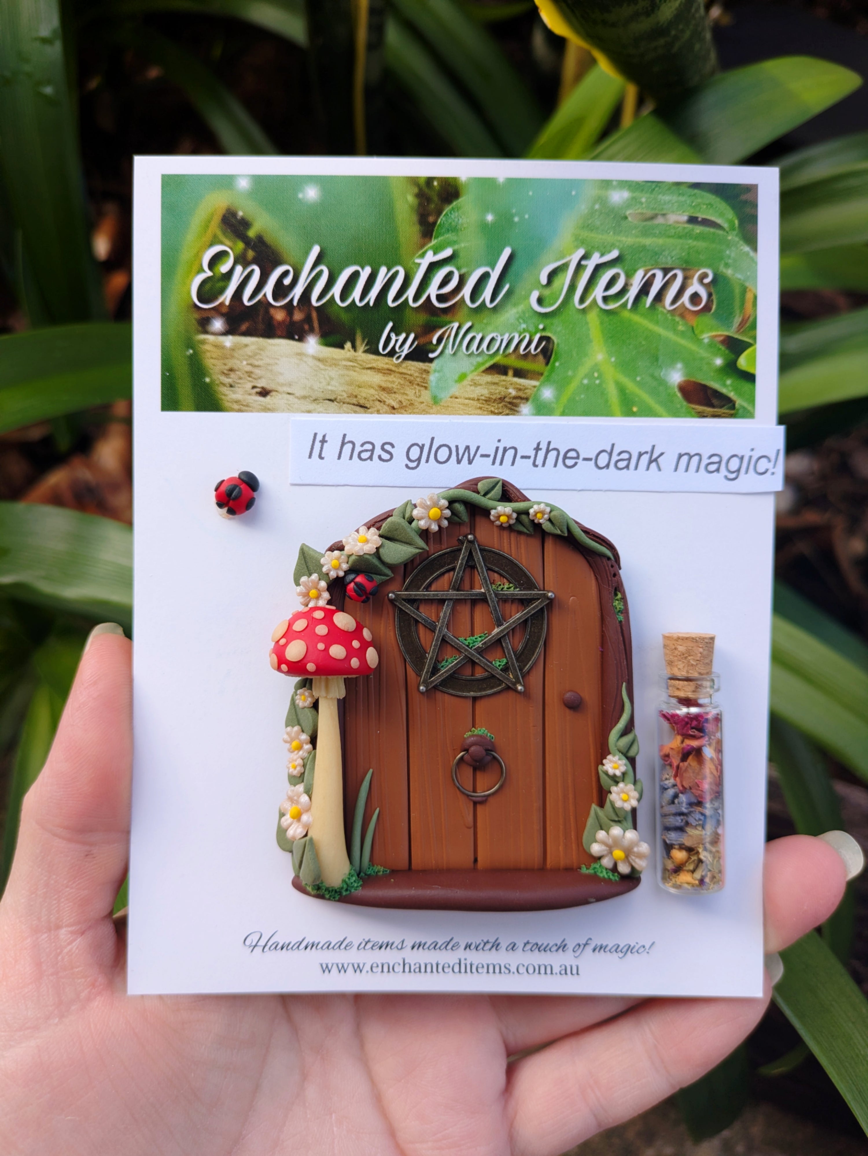 Hand Sculpted Mini Witchy Fairy Door – Available in Multiple Colours 🧙‍♀️