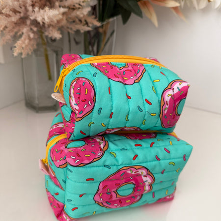 Boxy Zipper Pouch - Strawberry Donut
