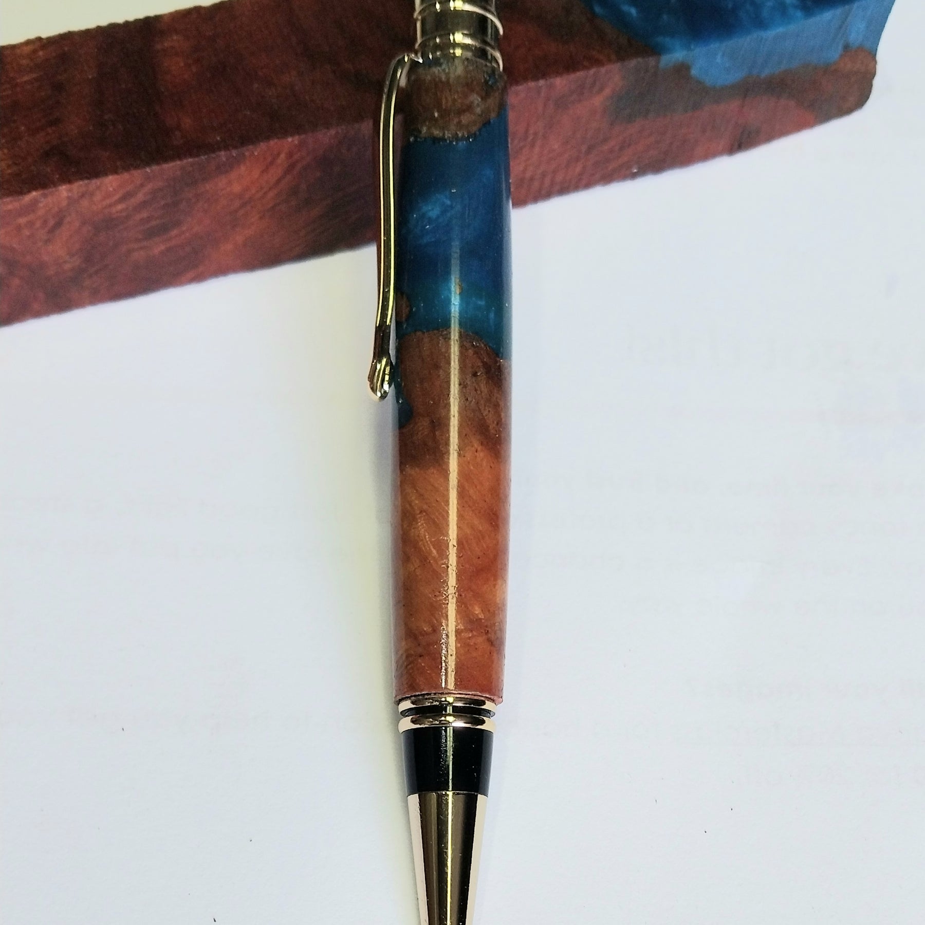 Handturned Sheoak Hybrid Executive Twist Pen