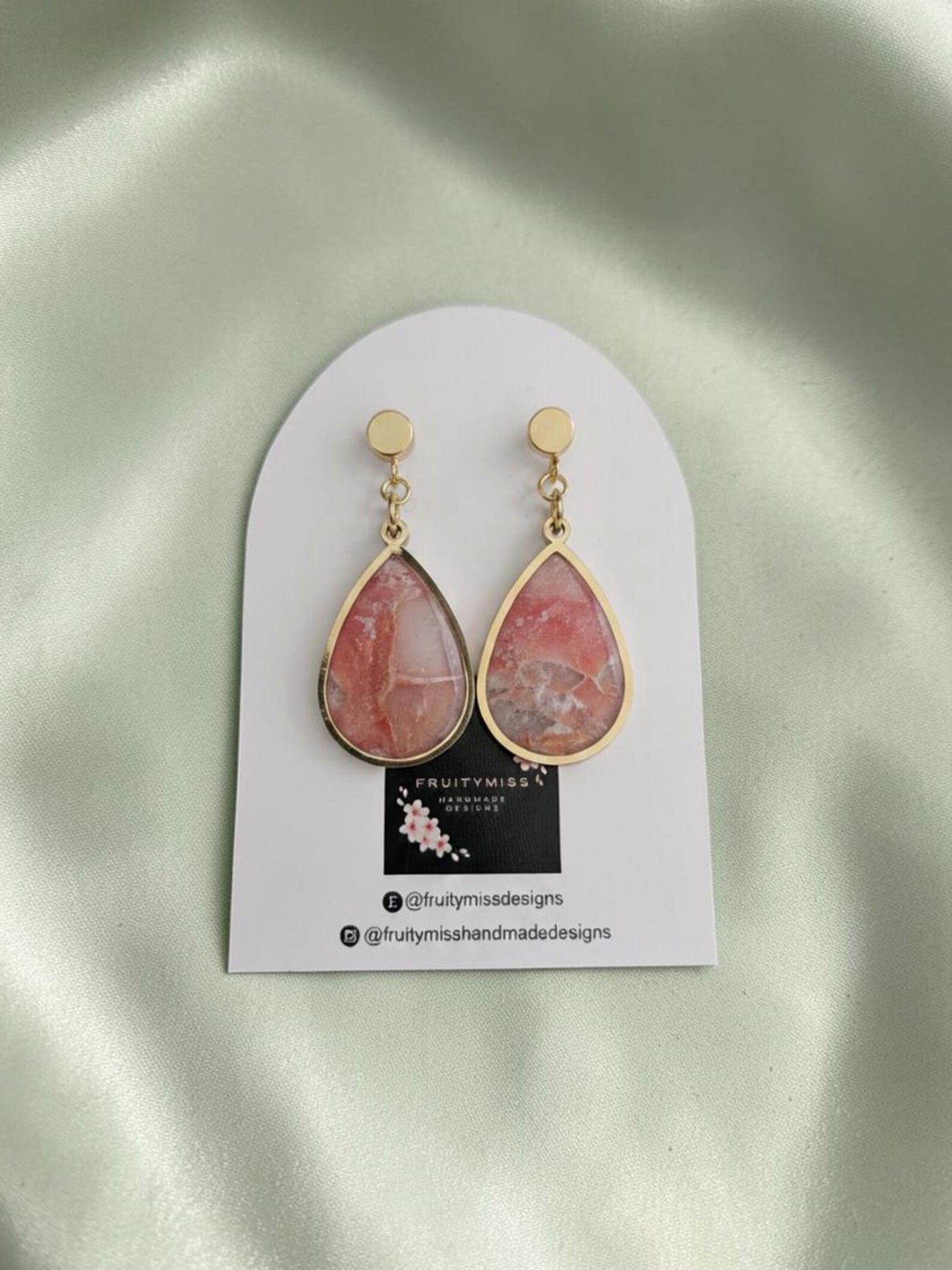 Teardrop Polymer Clay Earrings - Peach and Cream Stone with Dot Stud