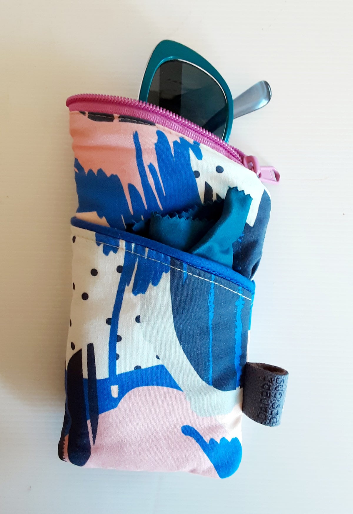 Handmade Padded Sunglass Case, Zippered Eyeglass Pouch
