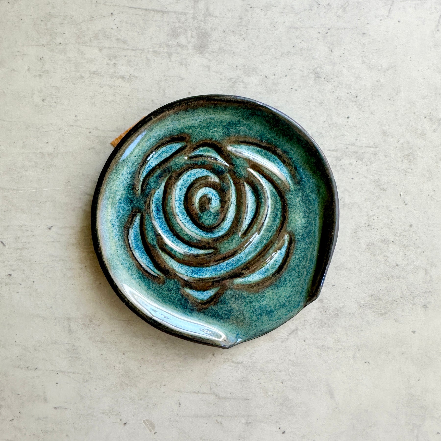 'BEST TEAS' TEASPOON REST I Black Clay