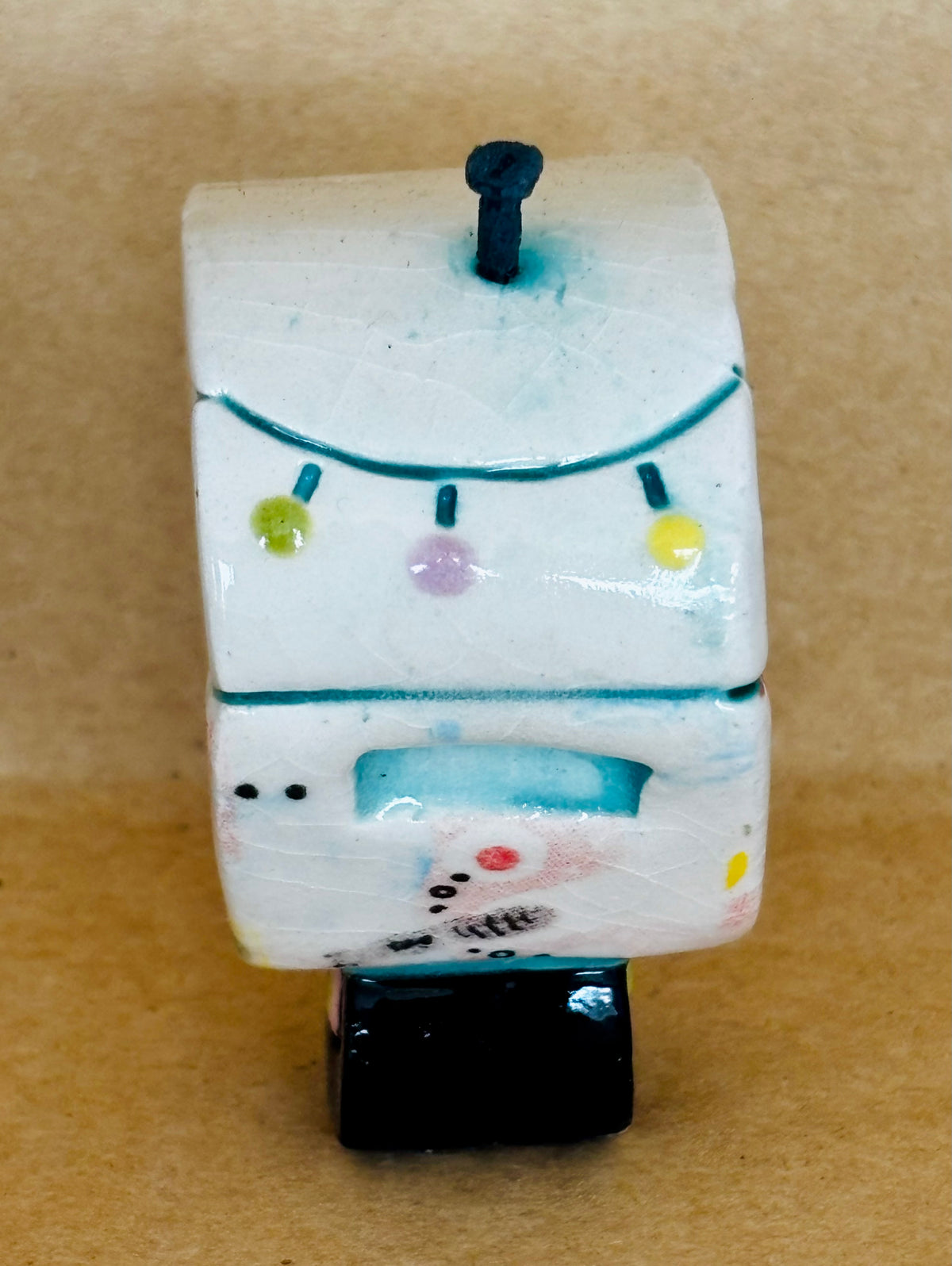 Small Retro Collectable Ceramic Caravan 13